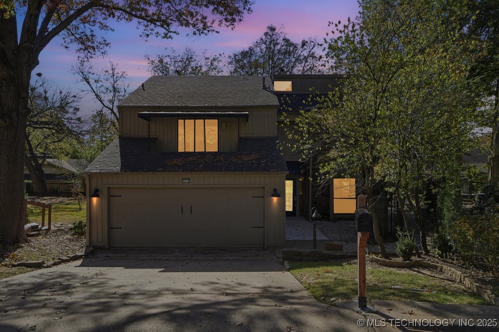 3310 E 68th Place 4 Property Photo 2