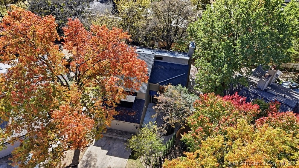 3310 E 68th Place 4 Property Photo 4