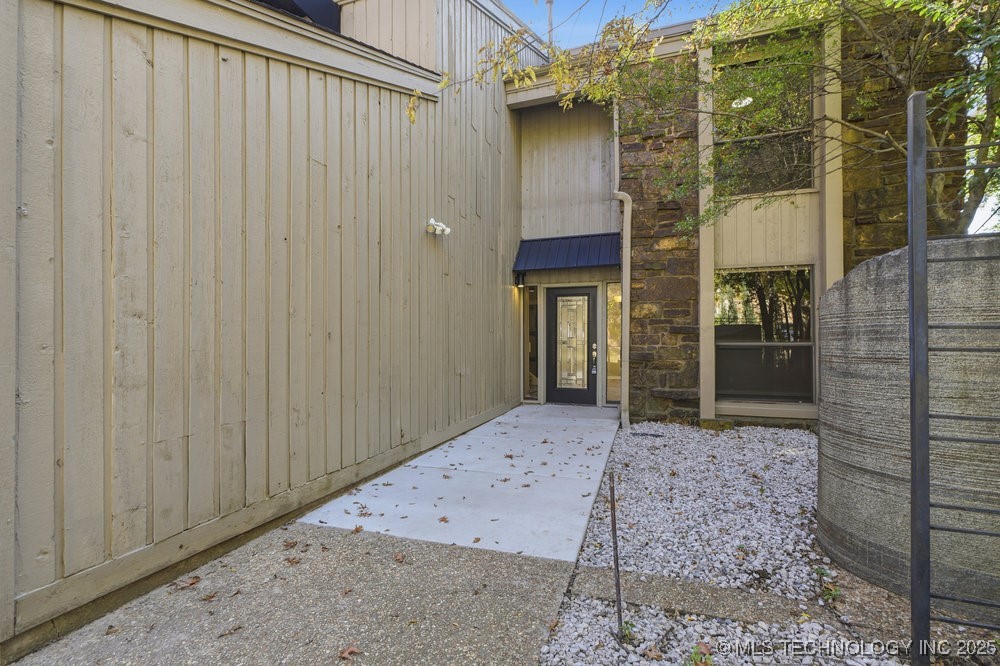 3310 E 68th Place 4 Property Photo 5