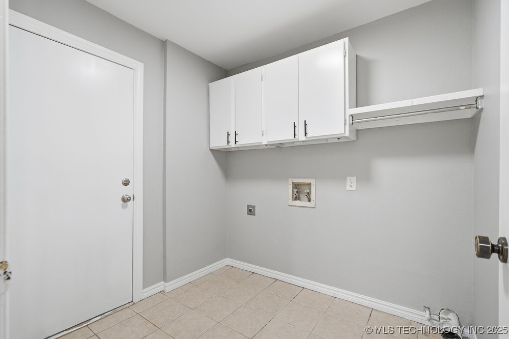 3310 E 68th Place 4 Property Photo 16