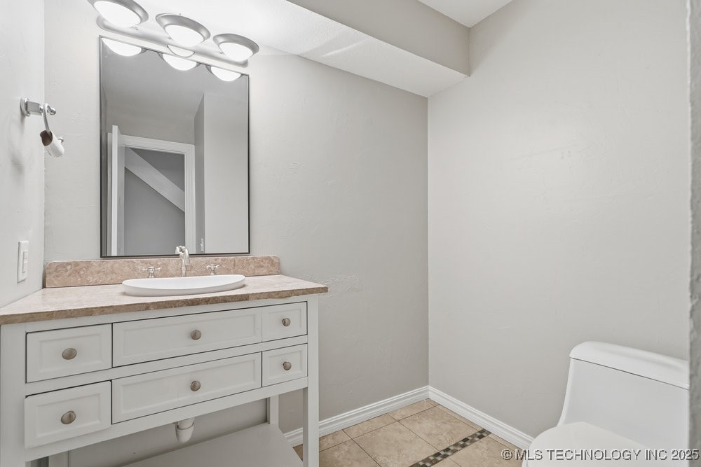 3310 E 68th Place 4 Property Photo 17