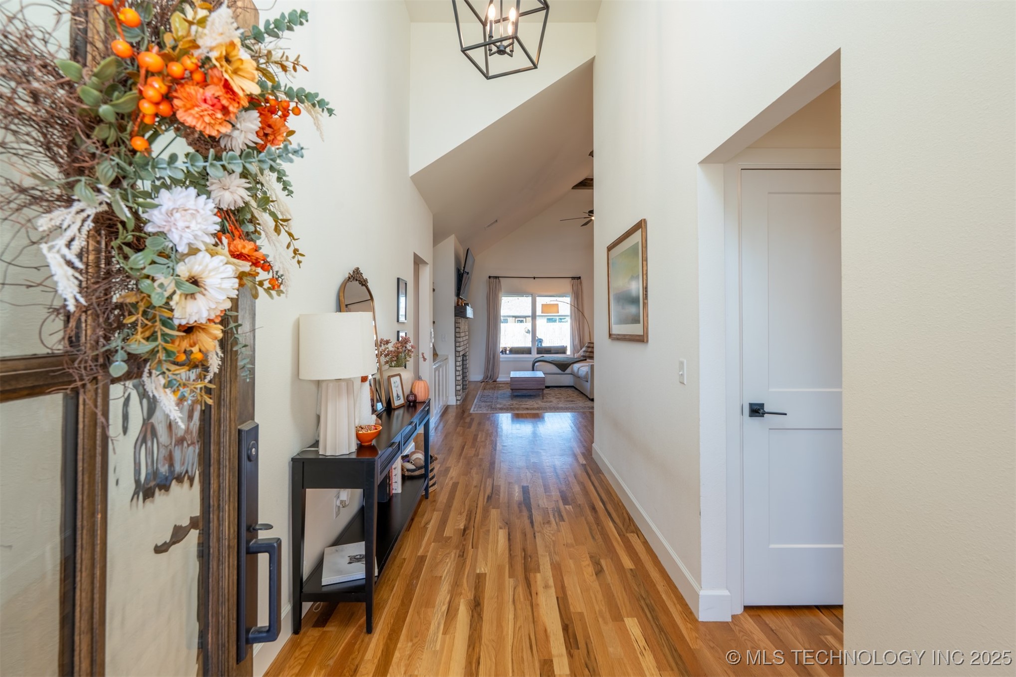 10930 S 276th East Avenue Property Photo 4