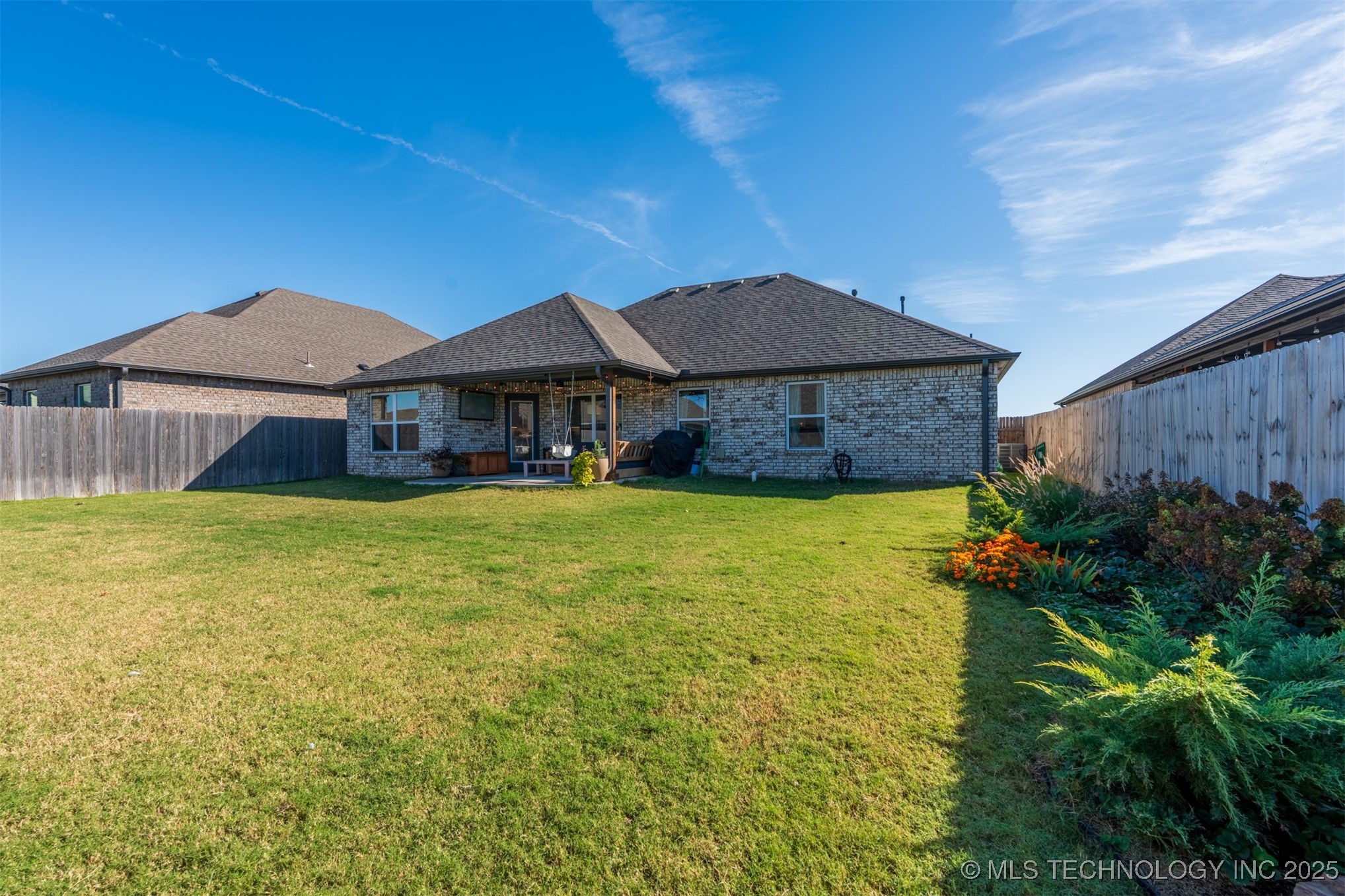 10930 S 276th East Avenue Property Photo 31