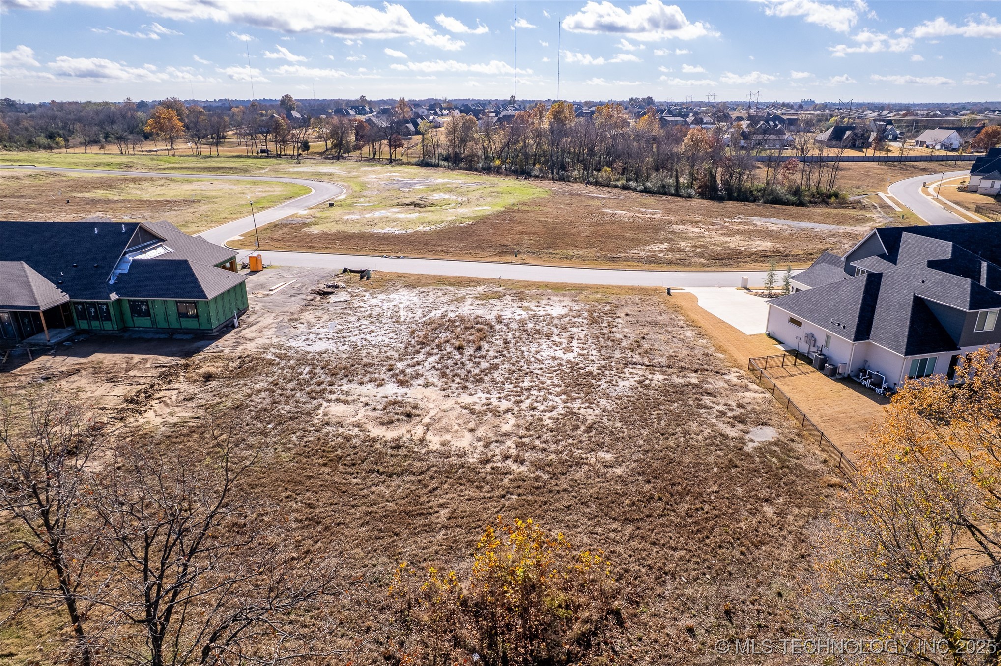 8812 E Elgin Street Property Photo 6