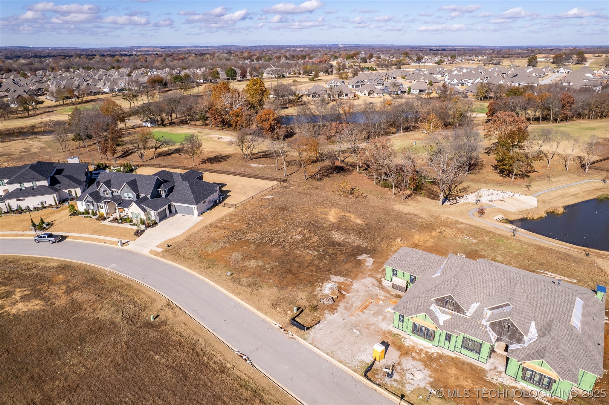 8812 E Elgin Street Property Photo 8