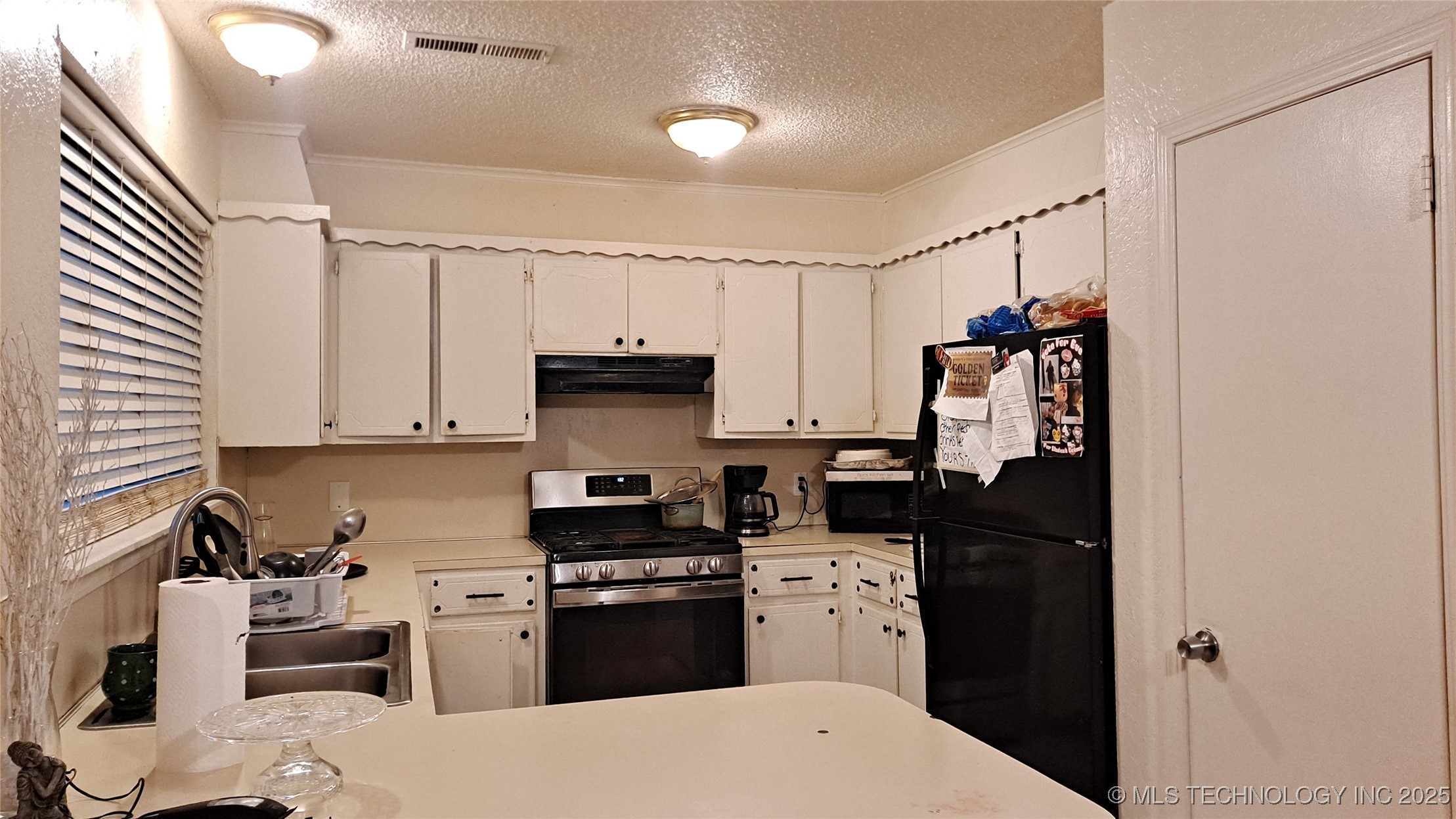 204 E Marshall Court Property Photo 10