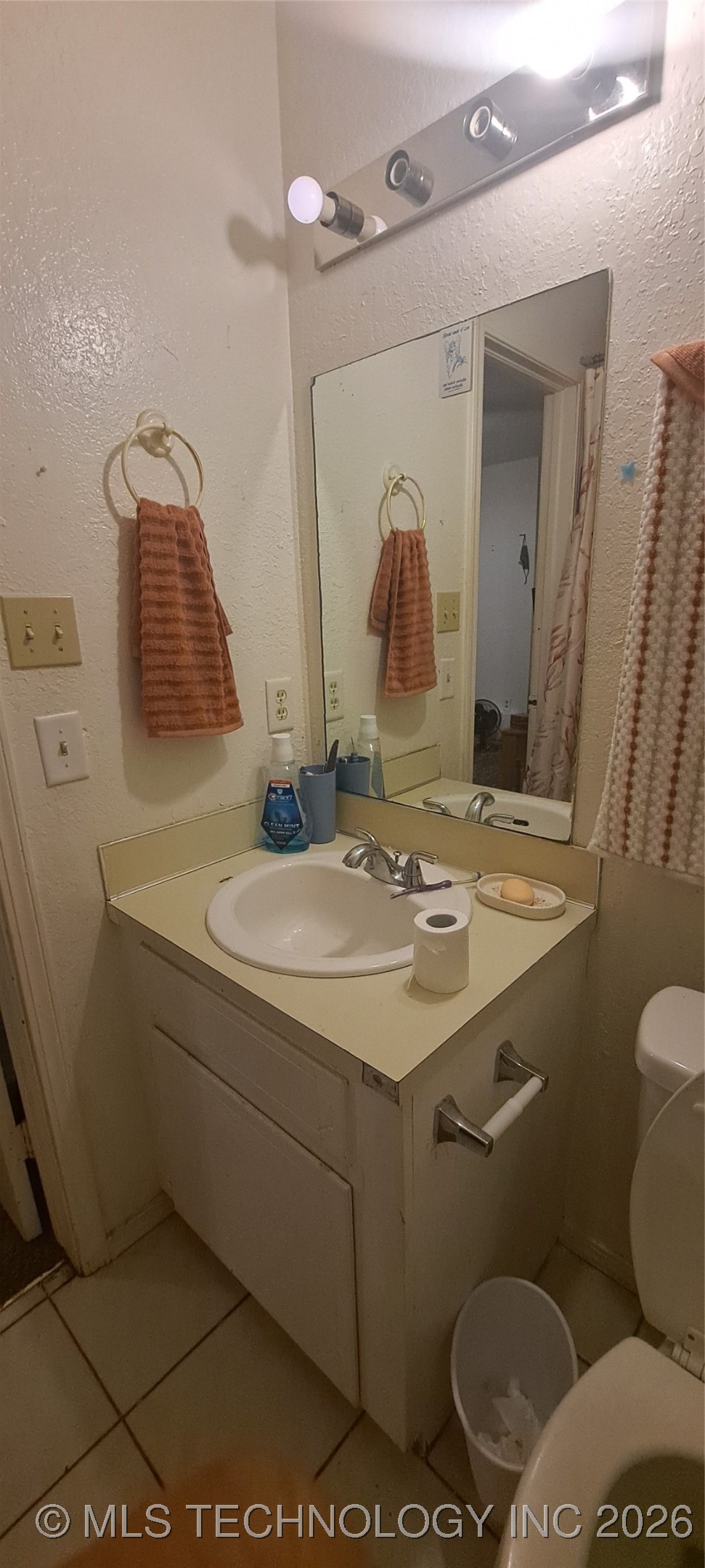 204 E Marshall Court Property Photo 15