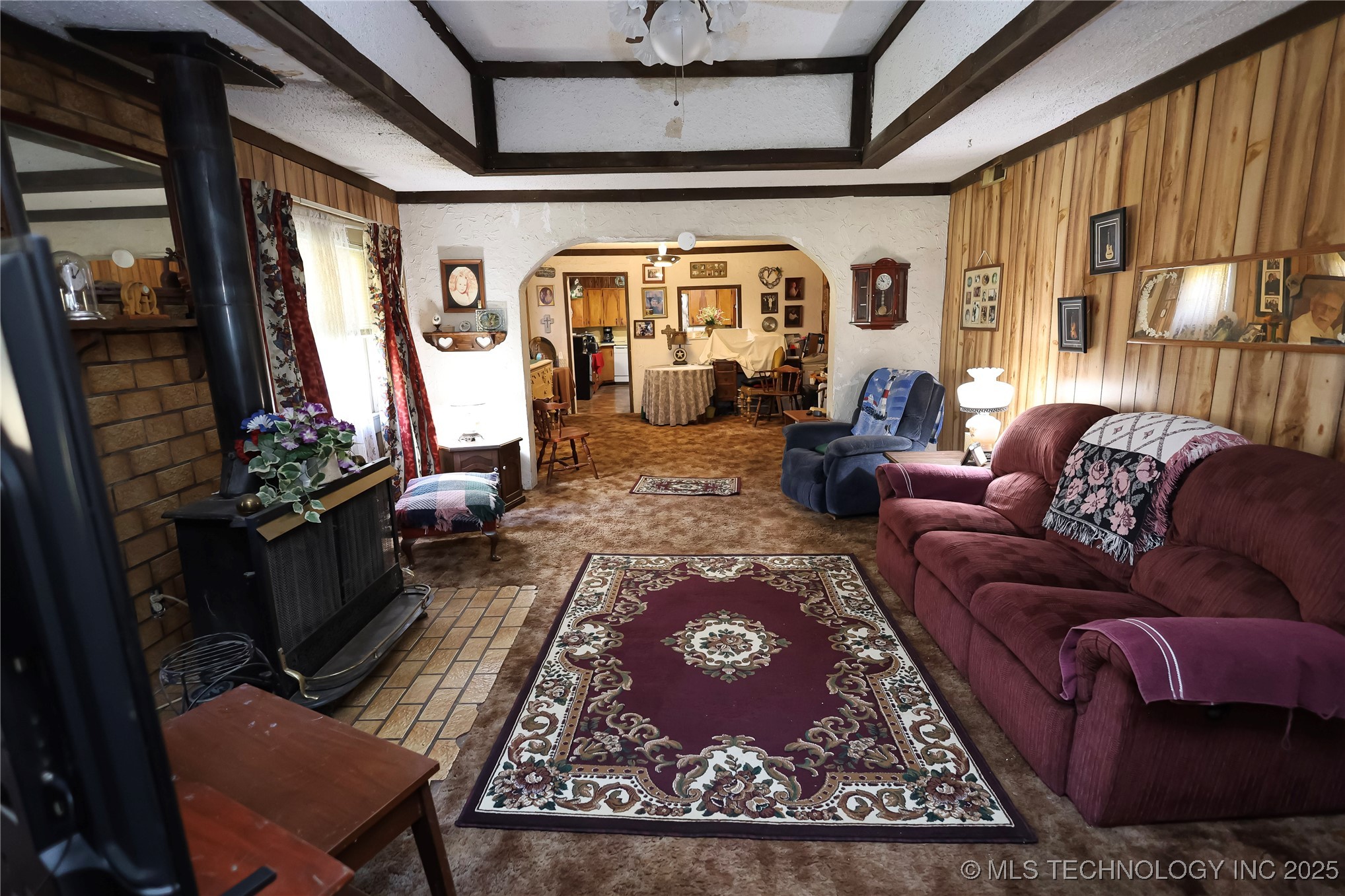 1339 N Richmond Avenue Property Photo 6