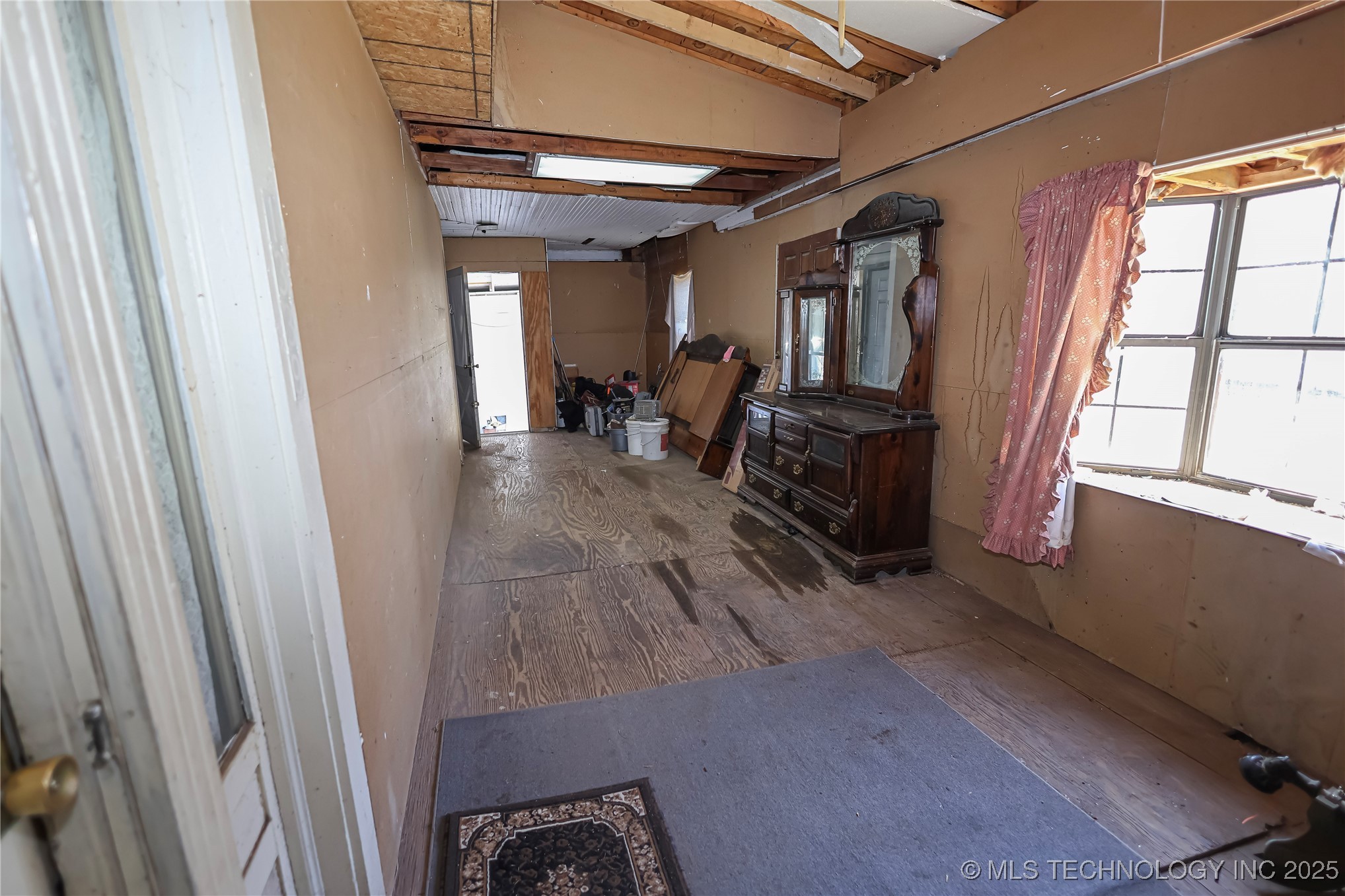 1339 N Richmond Avenue Property Photo 10
