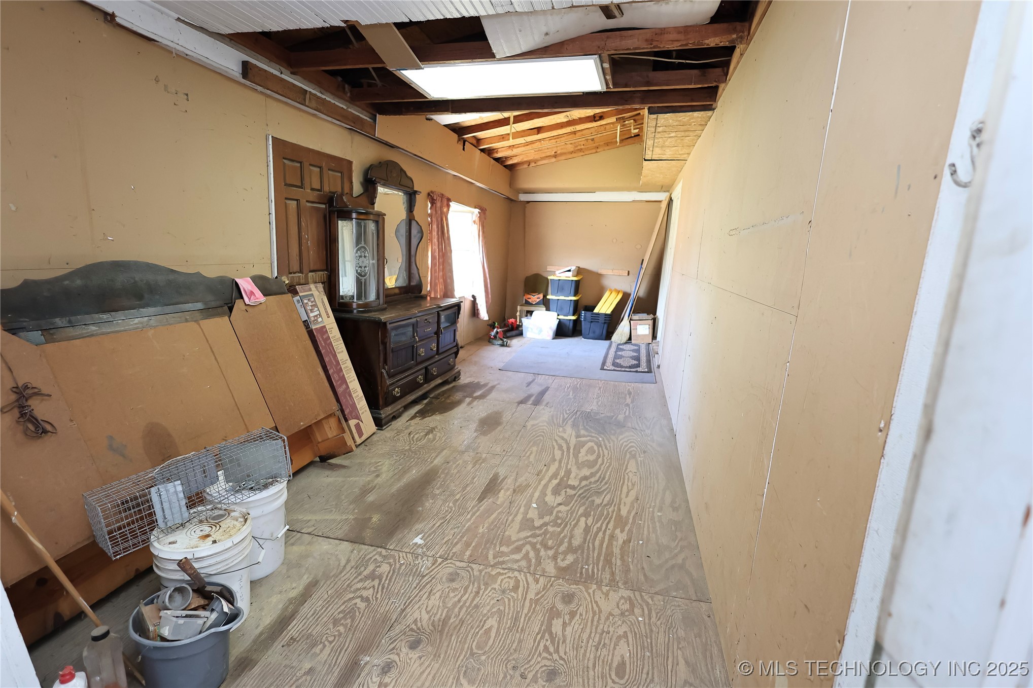 1339 N Richmond Avenue Property Photo 11