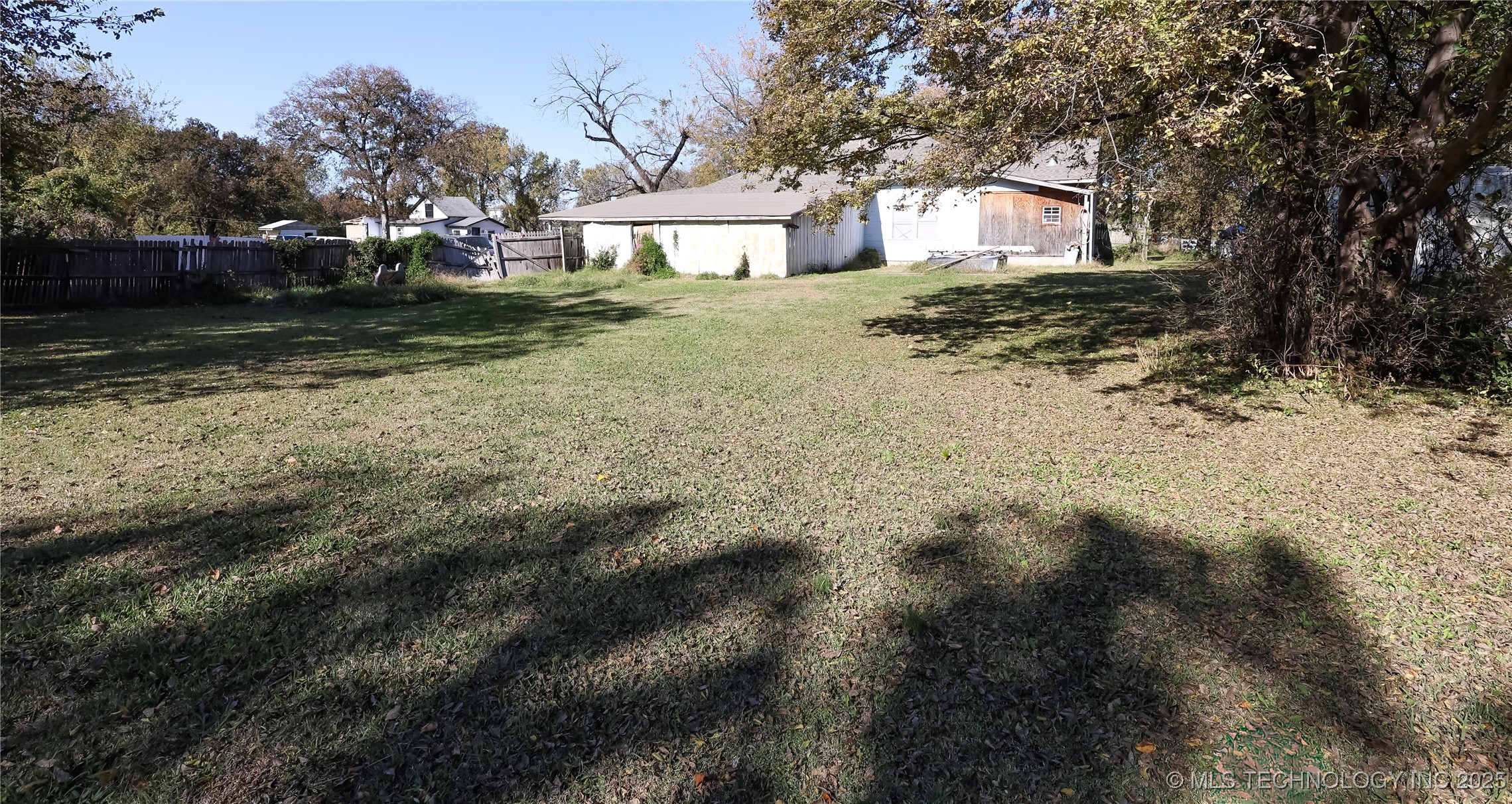 1339 N Richmond Avenue Property Photo 14