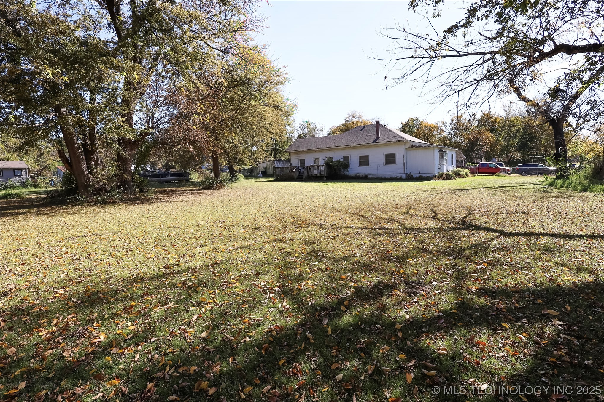 1339 N Richmond Avenue Property Photo 16