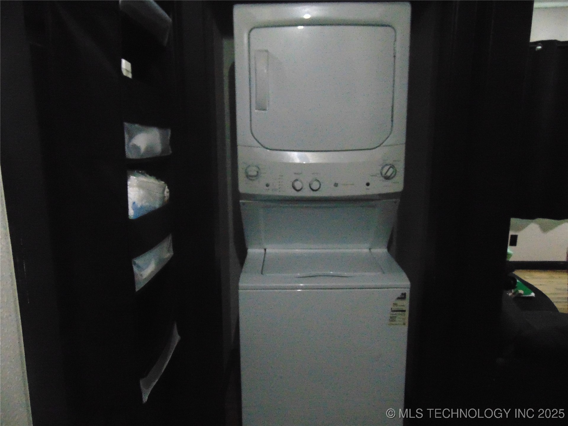 1108 Douglas Street Se Property Photo 23