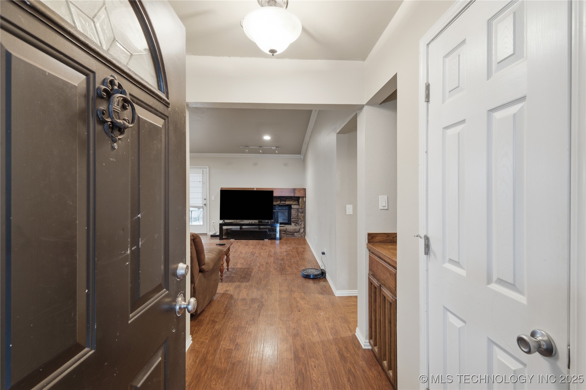 8841 E 93rd Street Property Photo 4