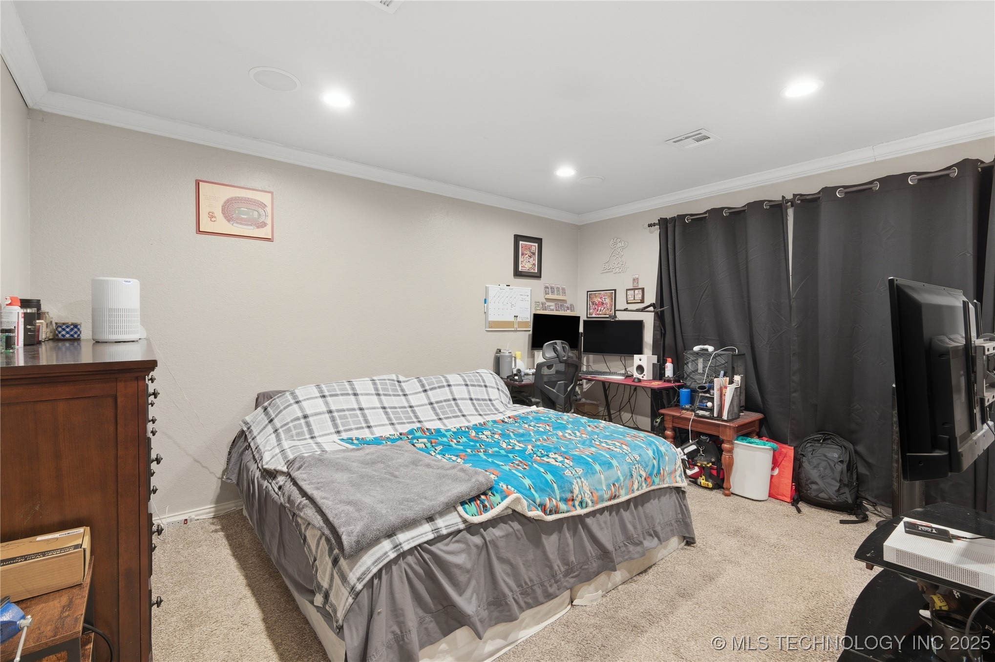 8841 E 93rd Street Property Photo 9