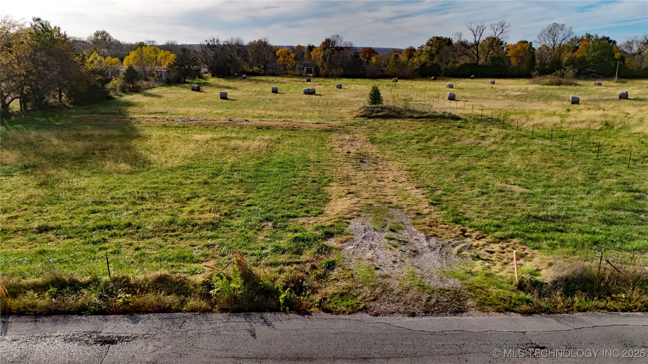 1026 N Kern Street Property Photo 6