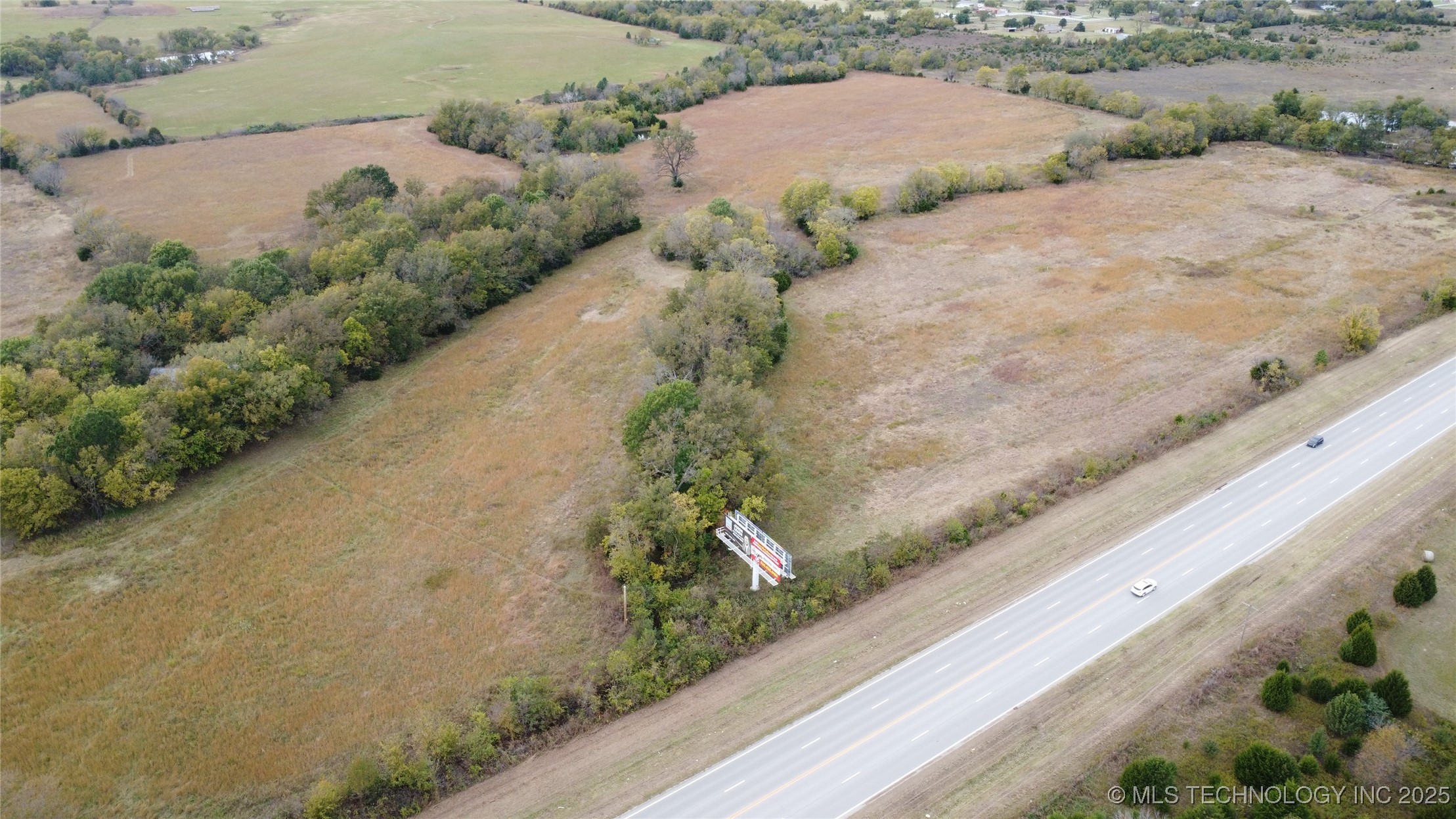 0000 Us Highway 75 Property Photo 2