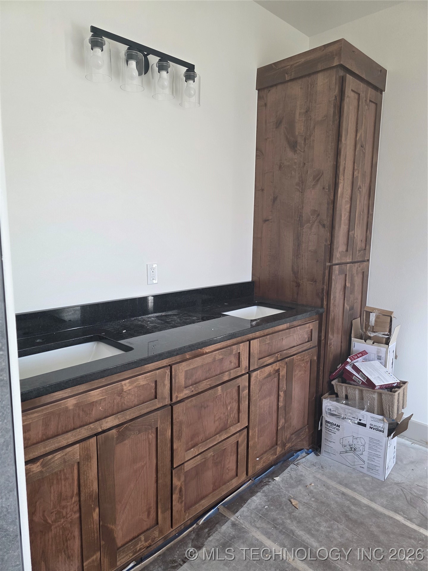 16399 N 573 Property Photo 15