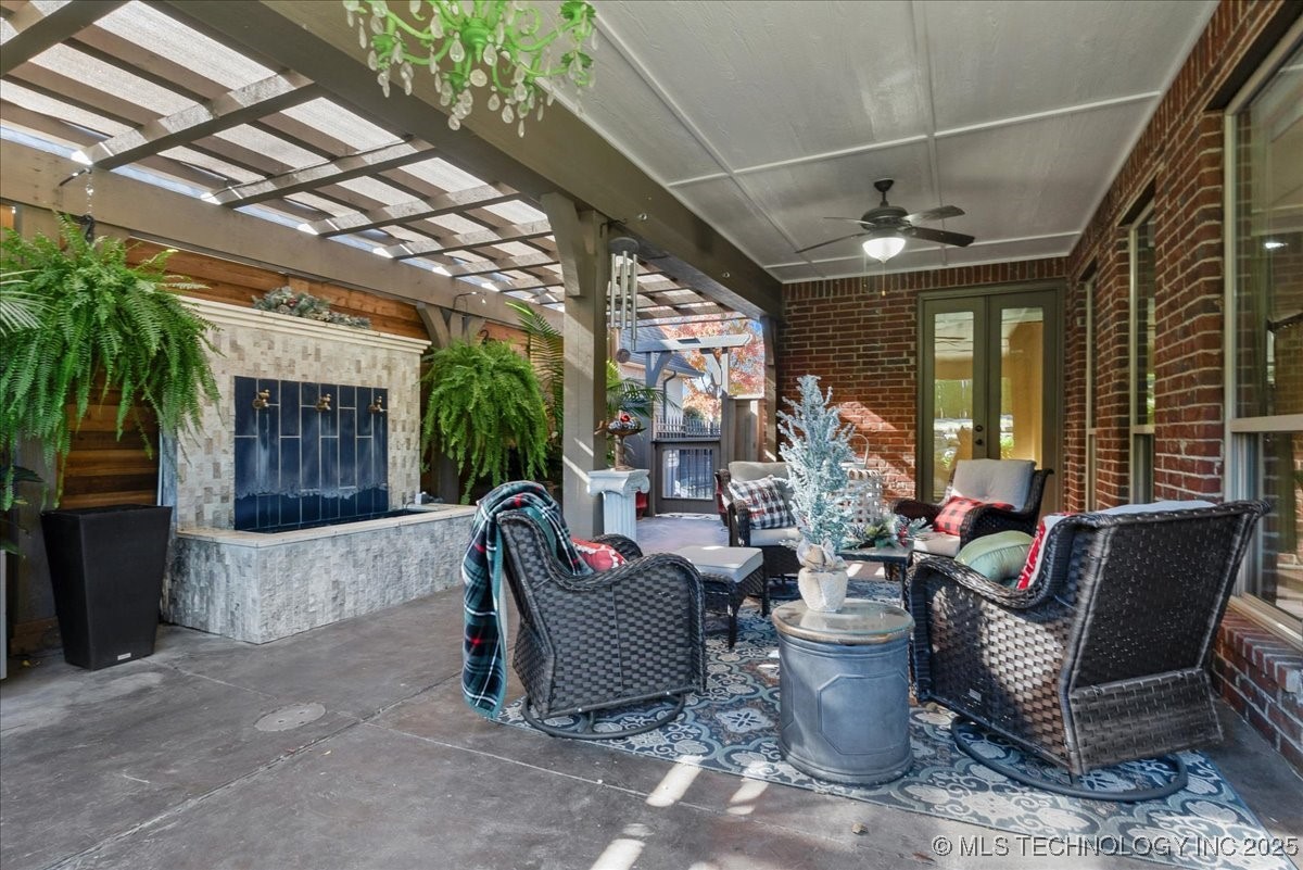 11343 S 75th East Avenue Property Photo 5