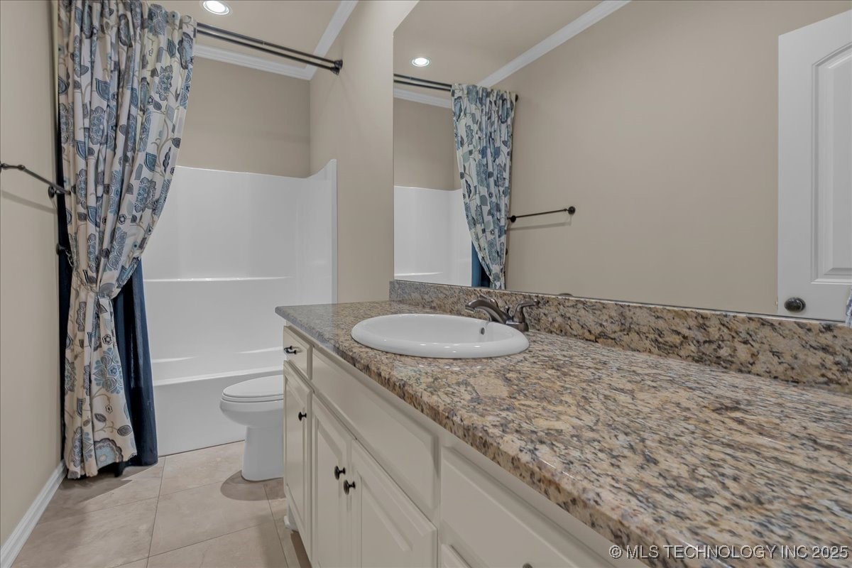 11343 S 75th East Avenue Property Photo 22