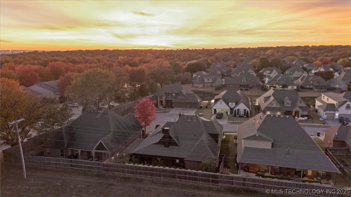 11343 S 75th East Avenue Property Photo 38