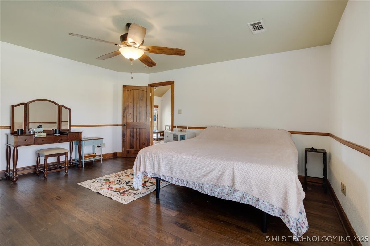 1061 Simons Road Property Photo 17