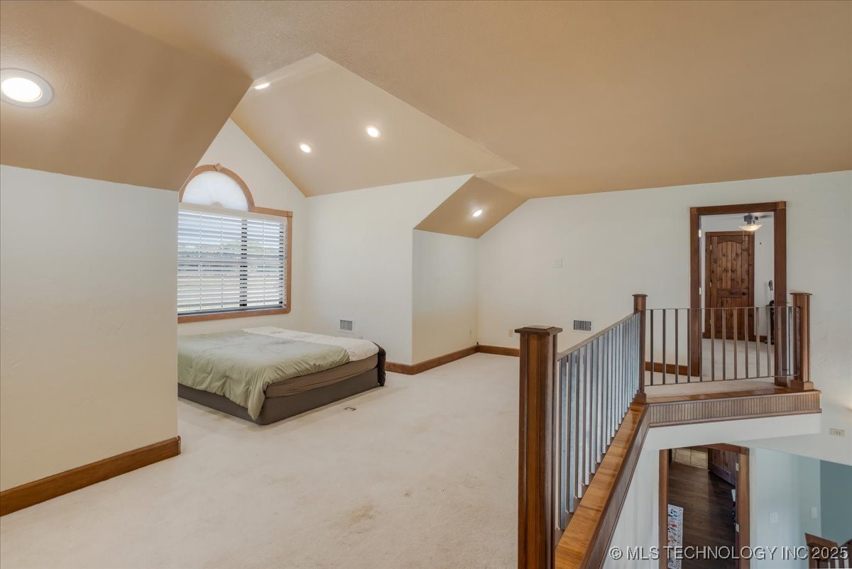 1061 Simons Road Property Photo 23