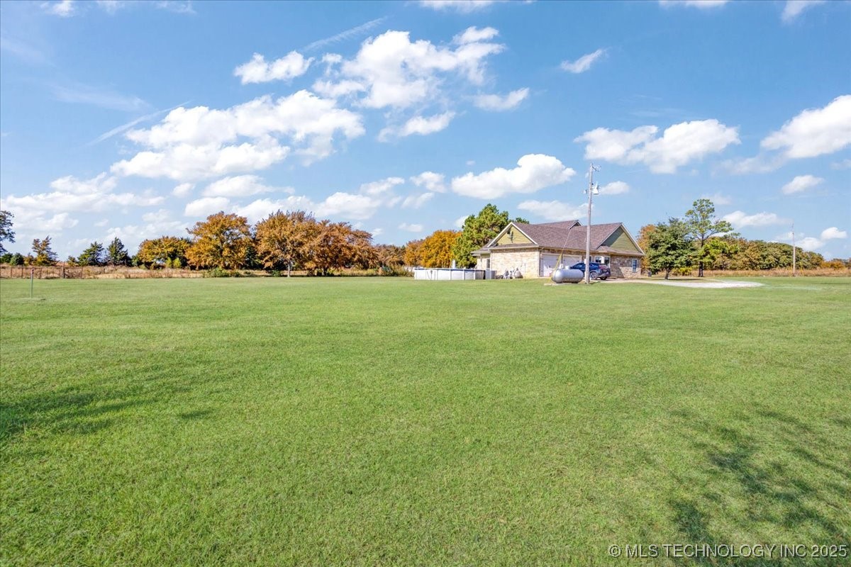 1061 Simons Road Property Photo 30