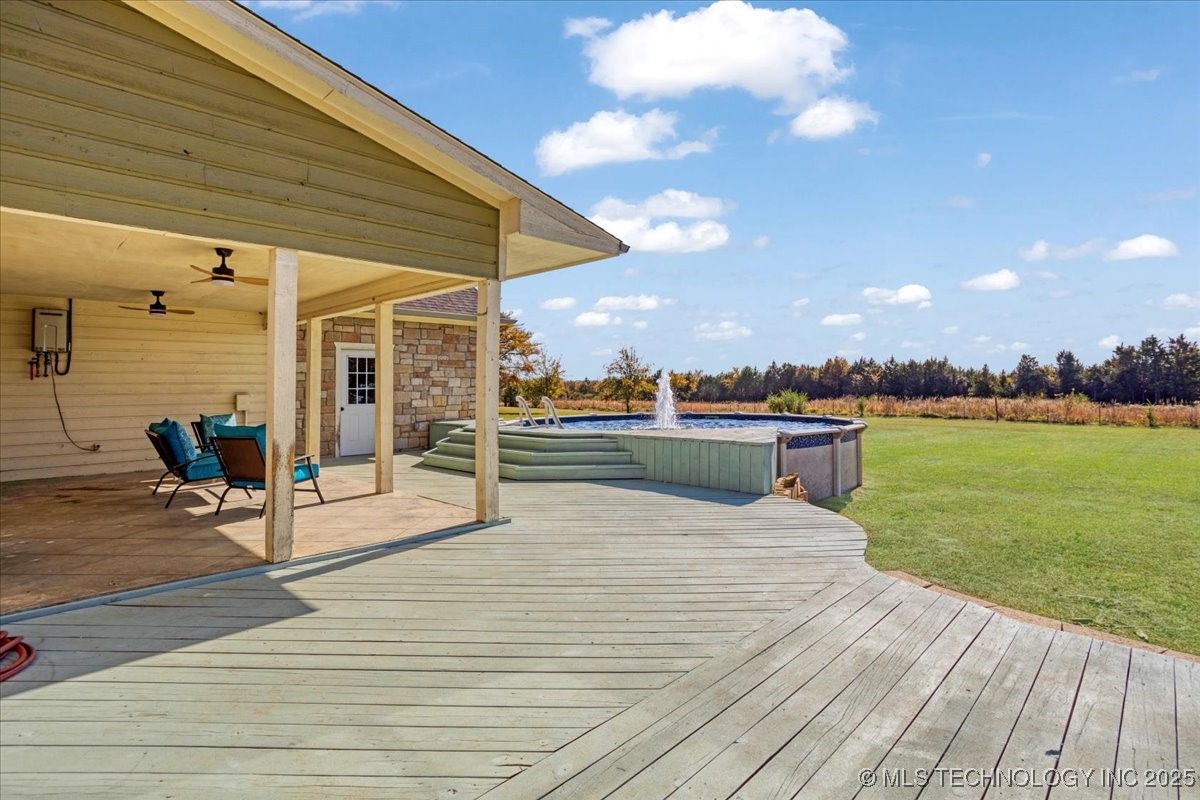 1061 Simons Road Property Photo 31