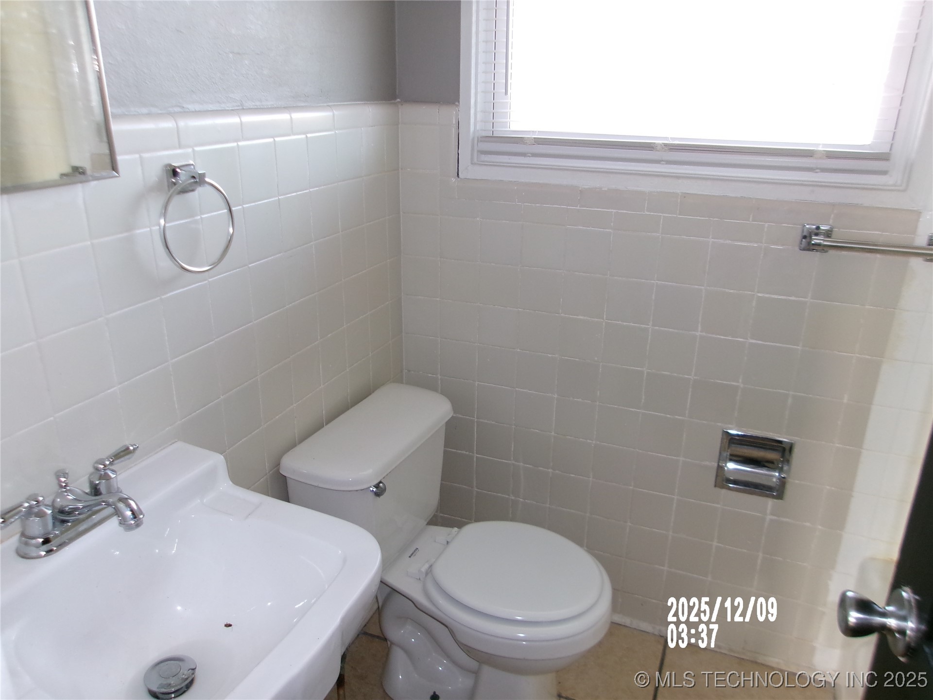 520 E 6th Street 516.5 Property Photo 6