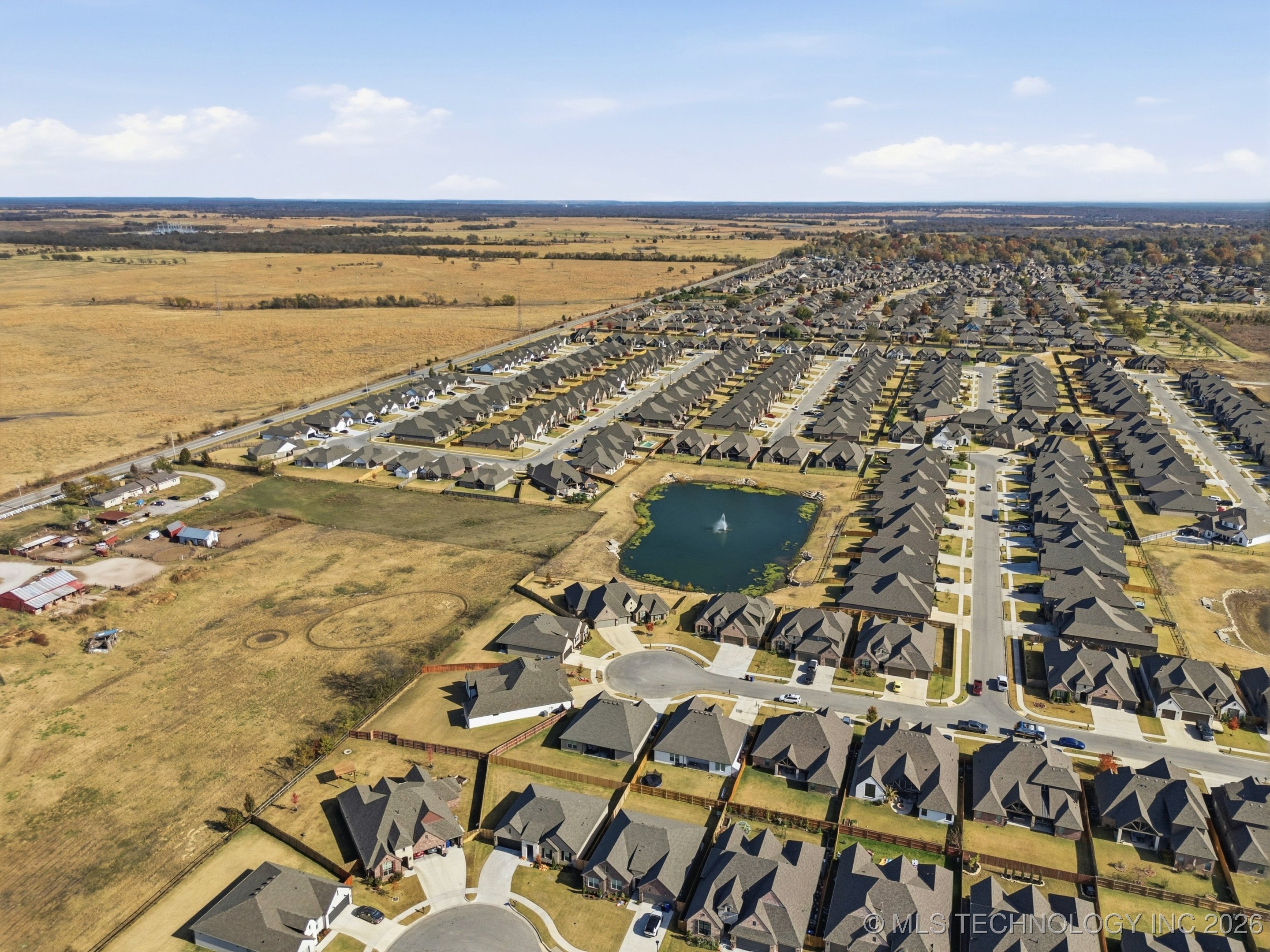 6323 N 25th Street Property Photo 3