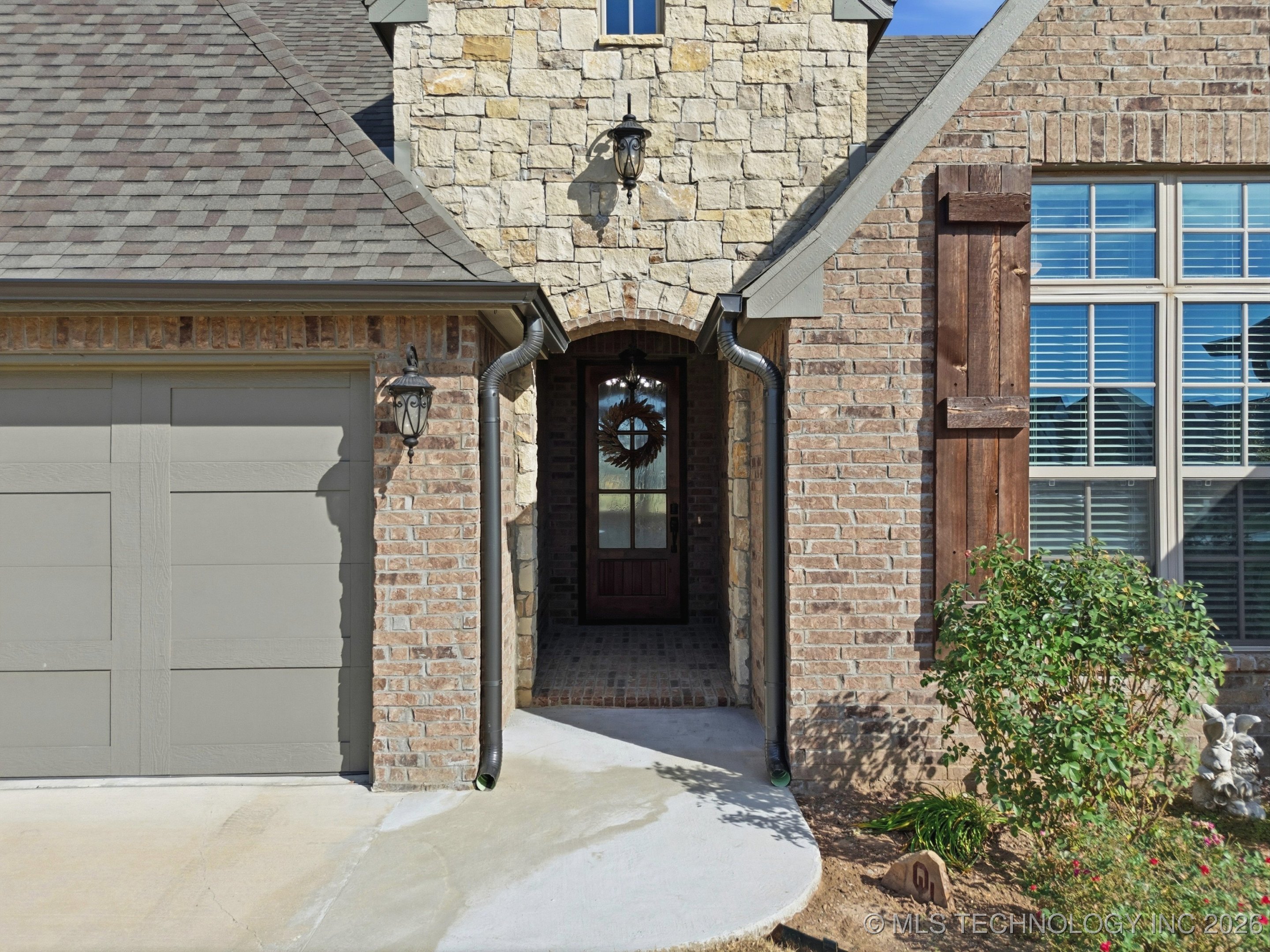 6323 N 25th Street Property Photo 5