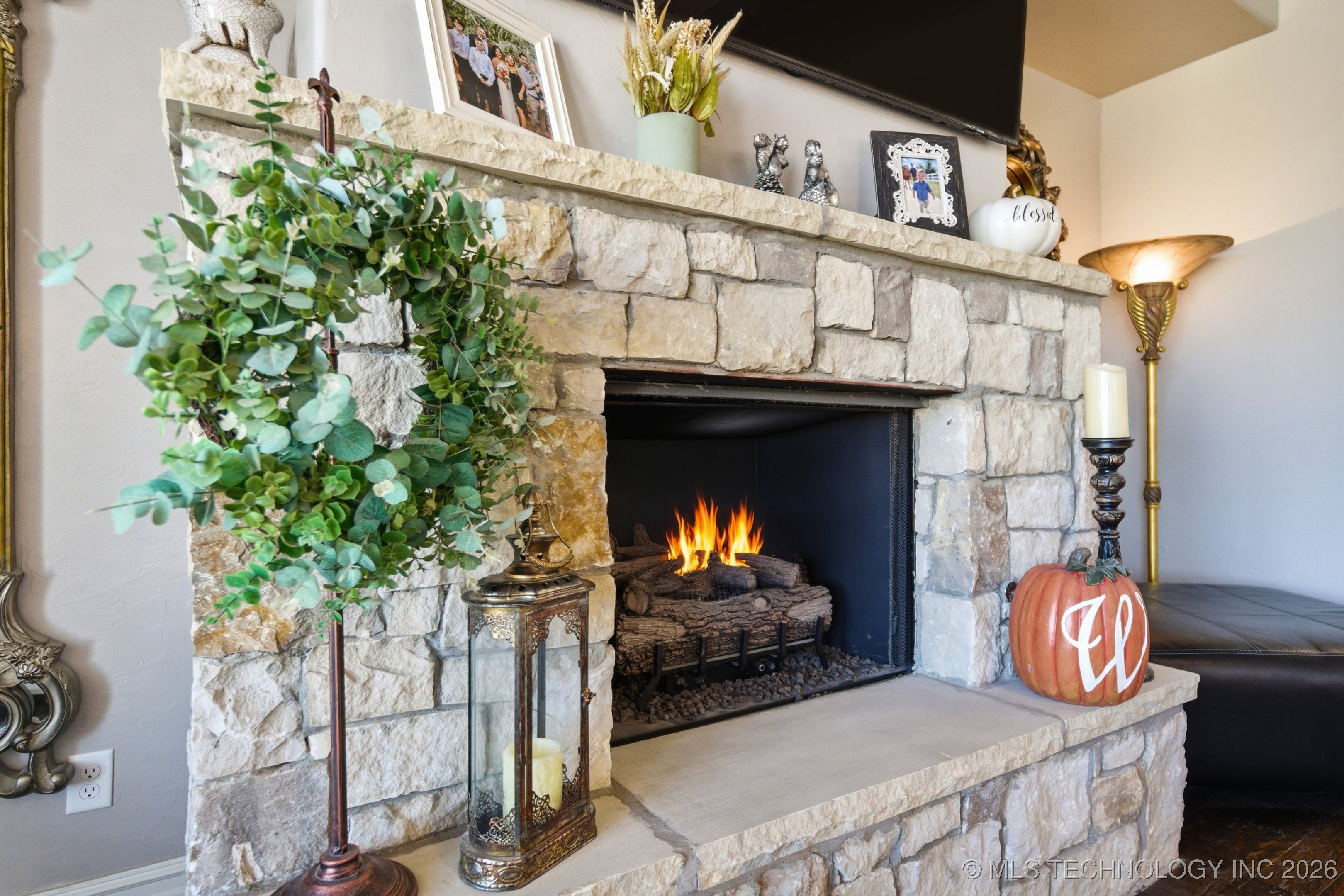 6323 N 25th Street Property Photo 8