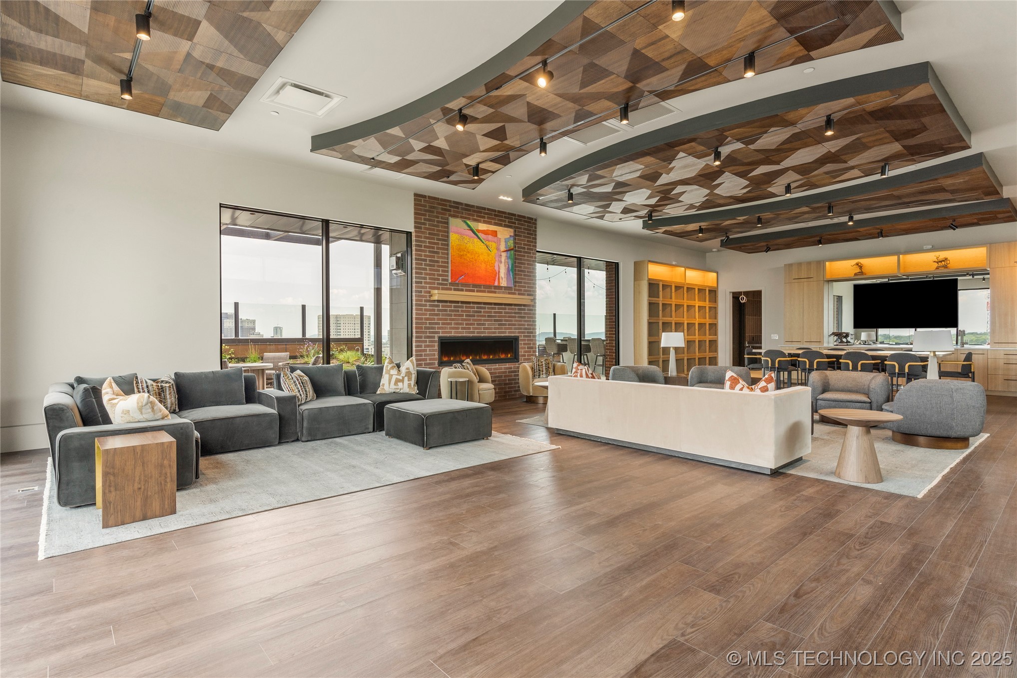 405 N Main Street 4c Property Photo 11