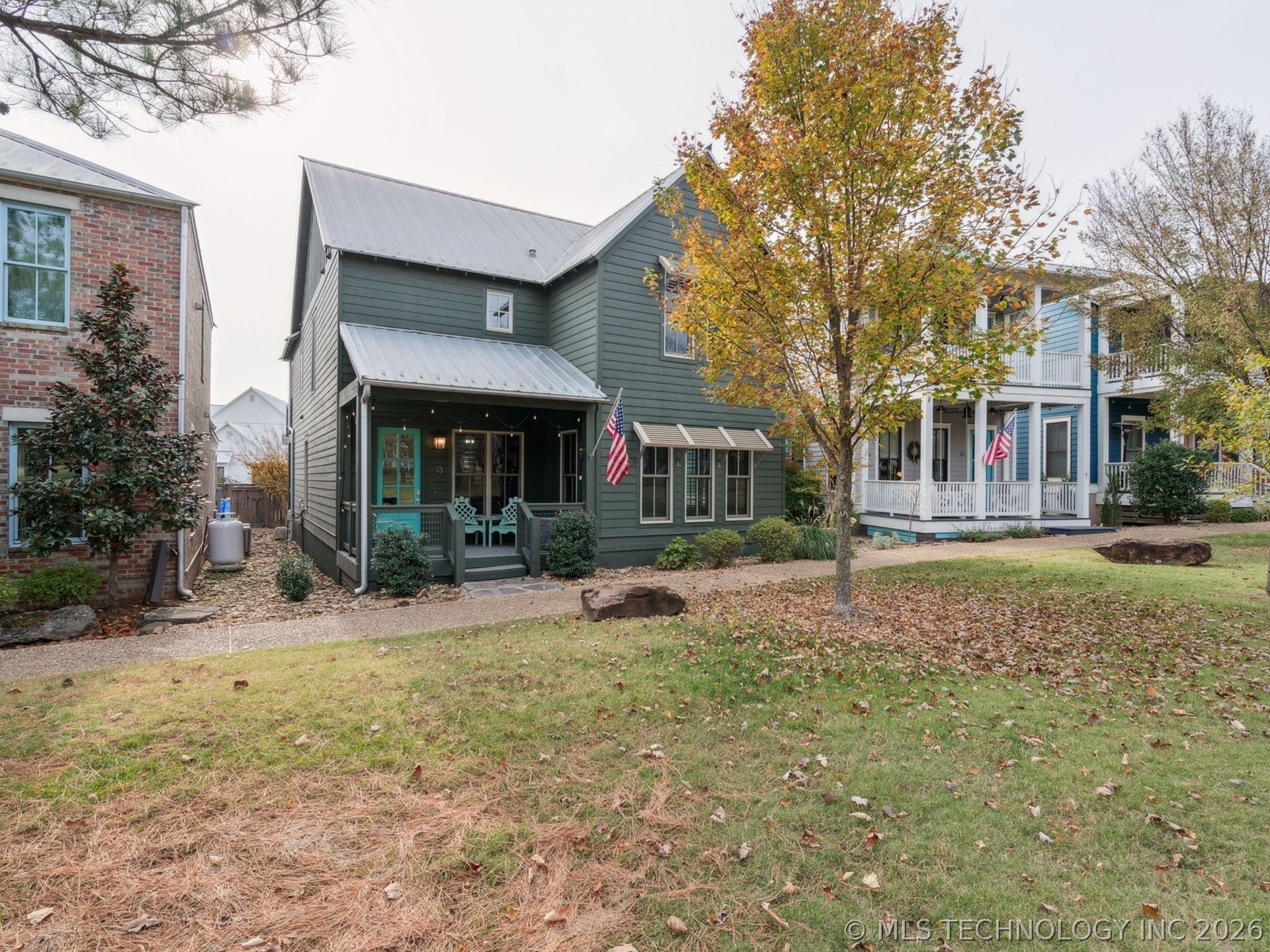 13 Redbud Street Property Photo 3