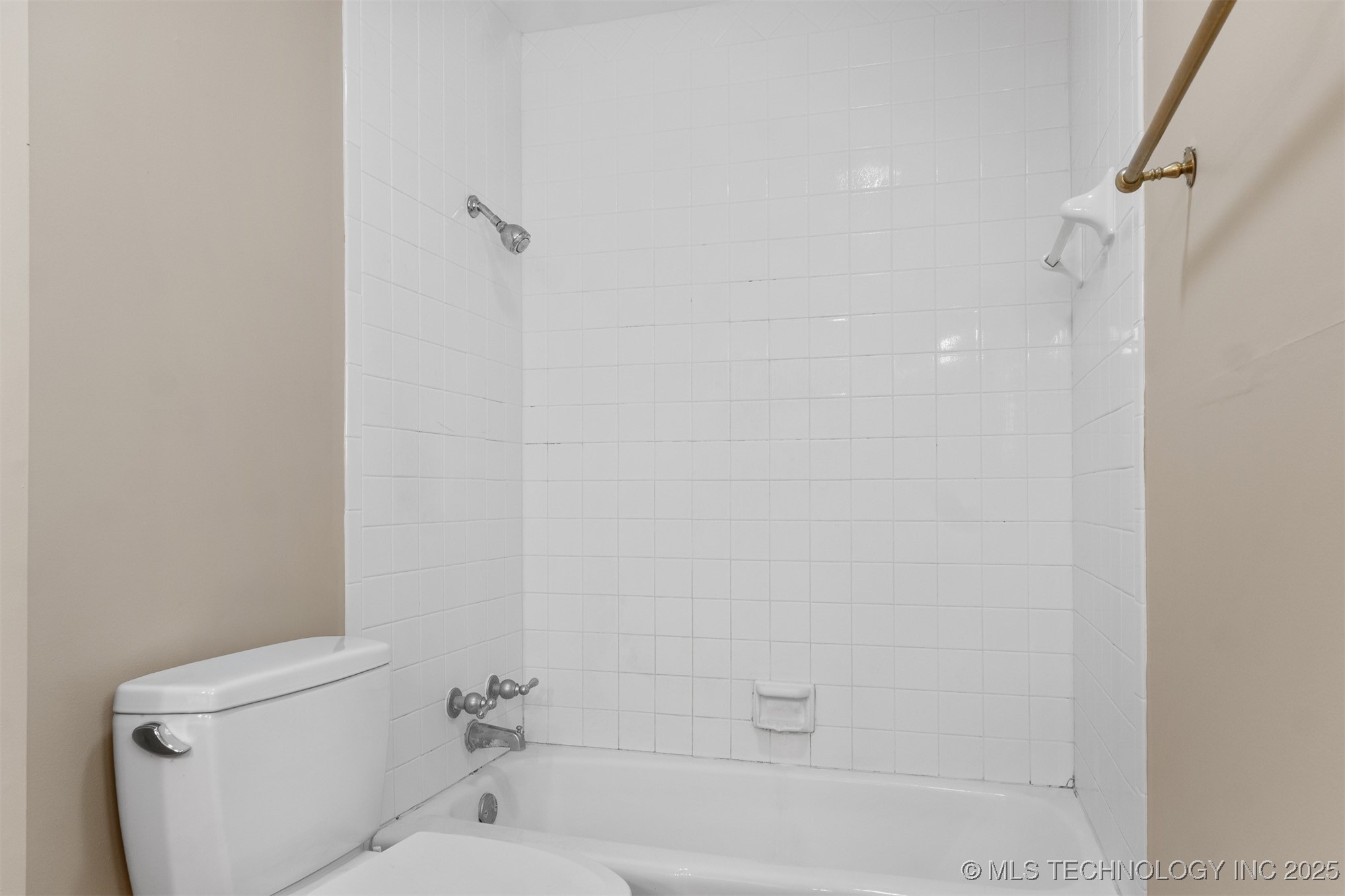 923 N 12th Avenue Property Photo 12