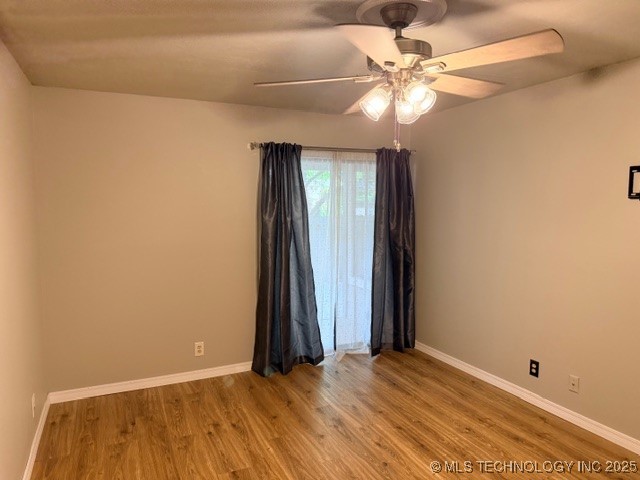 2834 E 90th Street 1802 Property Photo 6