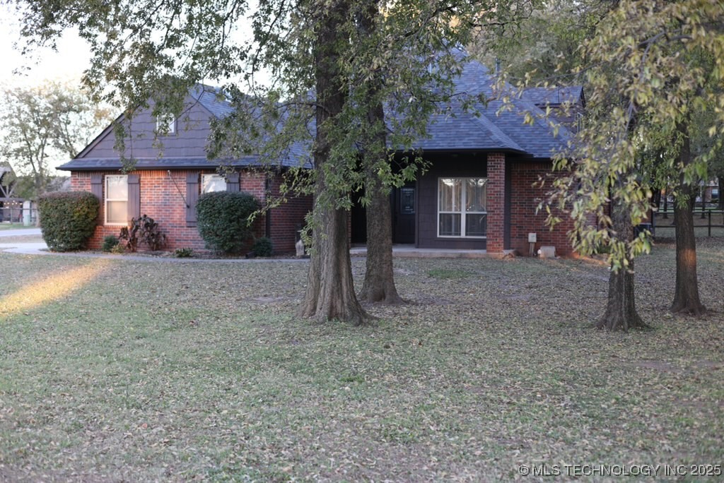 20030 E Chinquapin Lane Property Photo 3