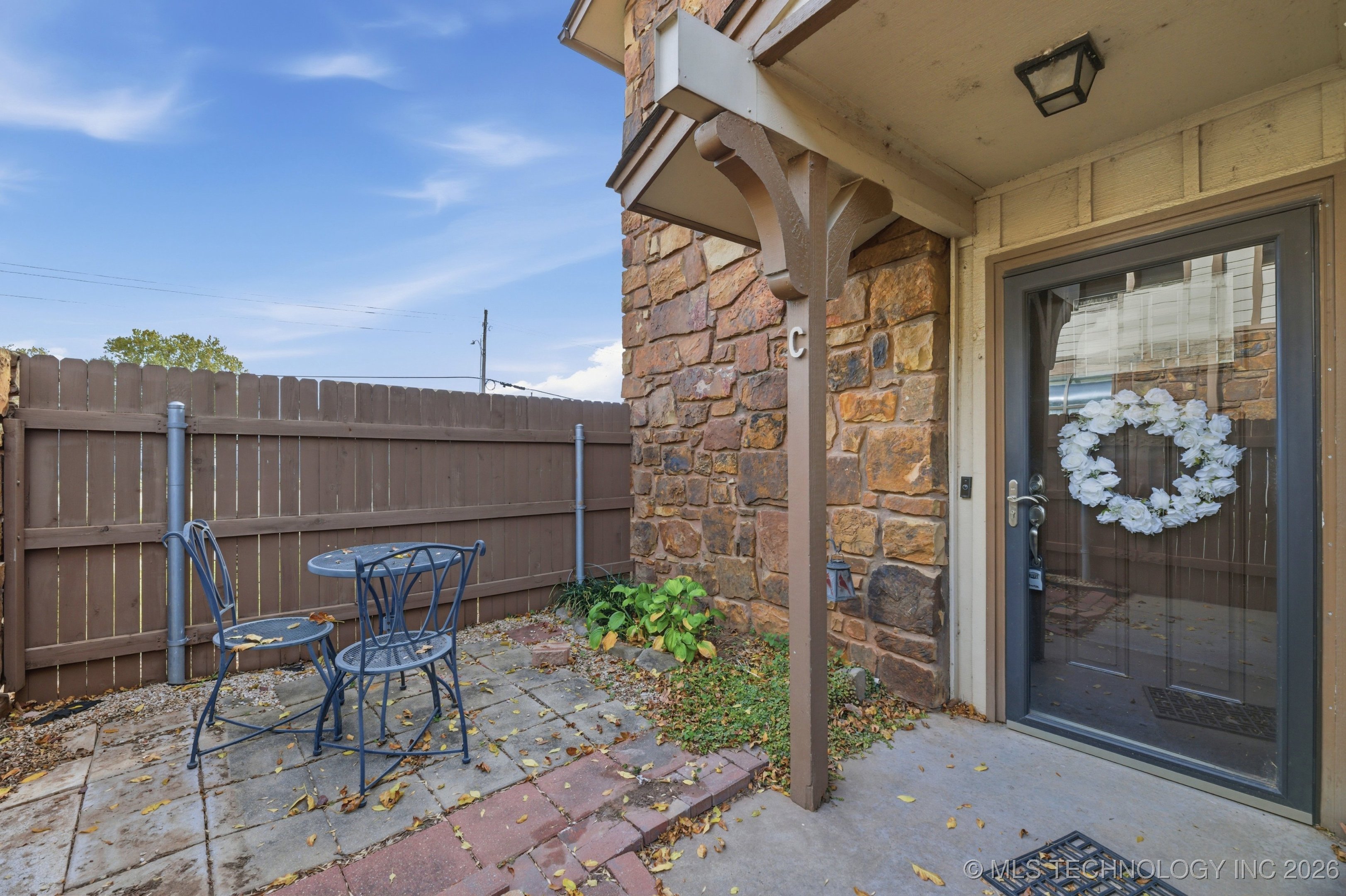 6526 S Memorial Drive 15c Property Photo 2