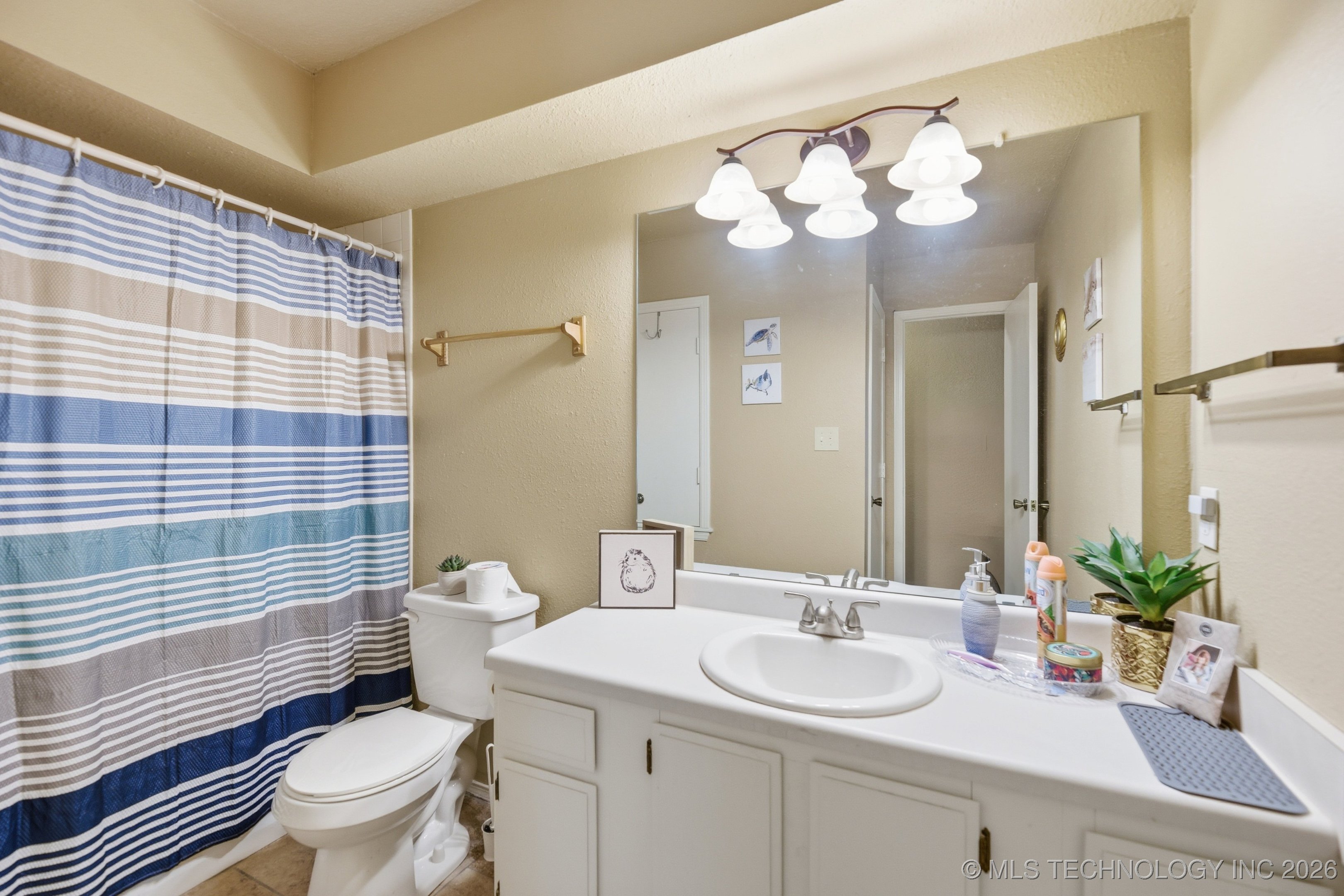 6526 S Memorial Drive 15c Property Photo 12