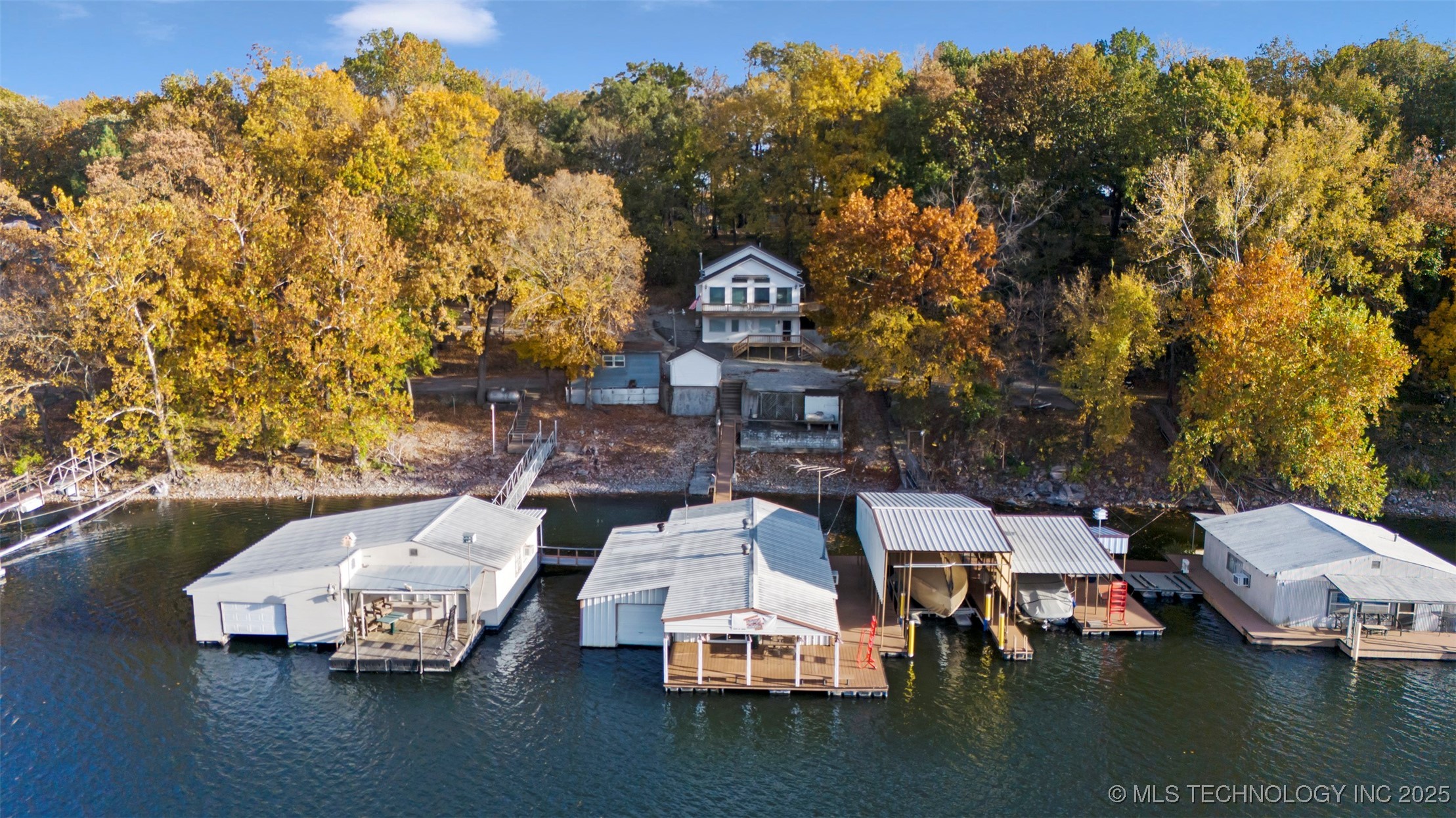 449700 E 355 Road Property Photo 1