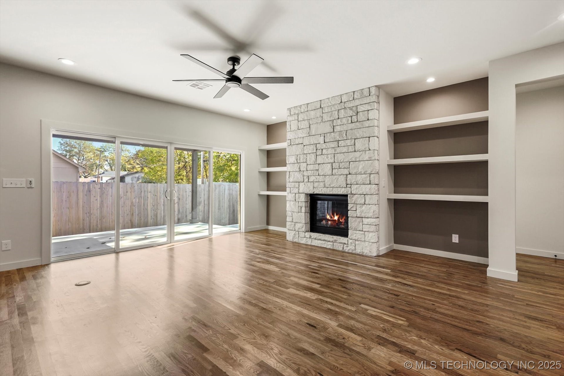 507 S Cedar Avenue Property Photo 5