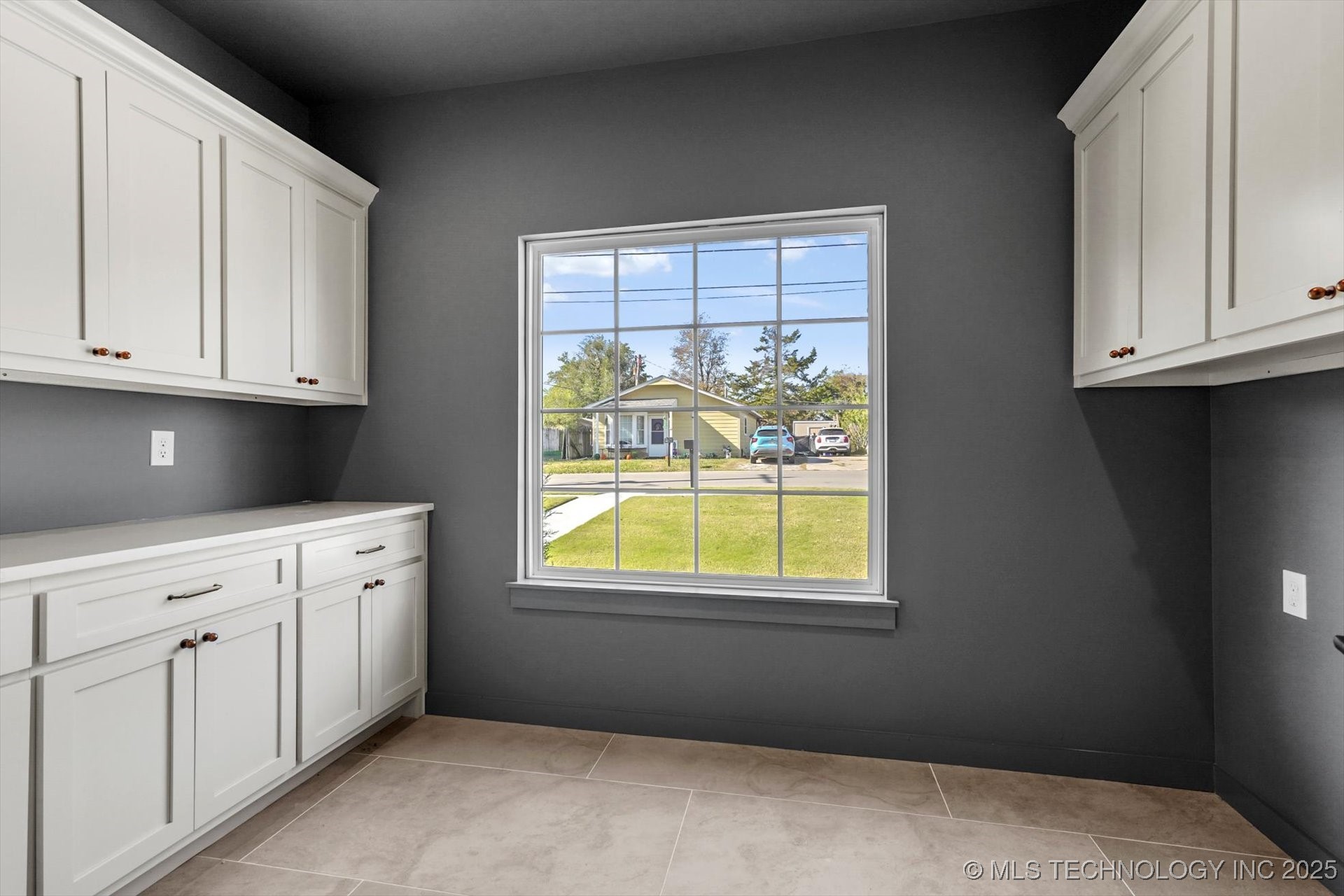 507 S Cedar Avenue Property Photo 20