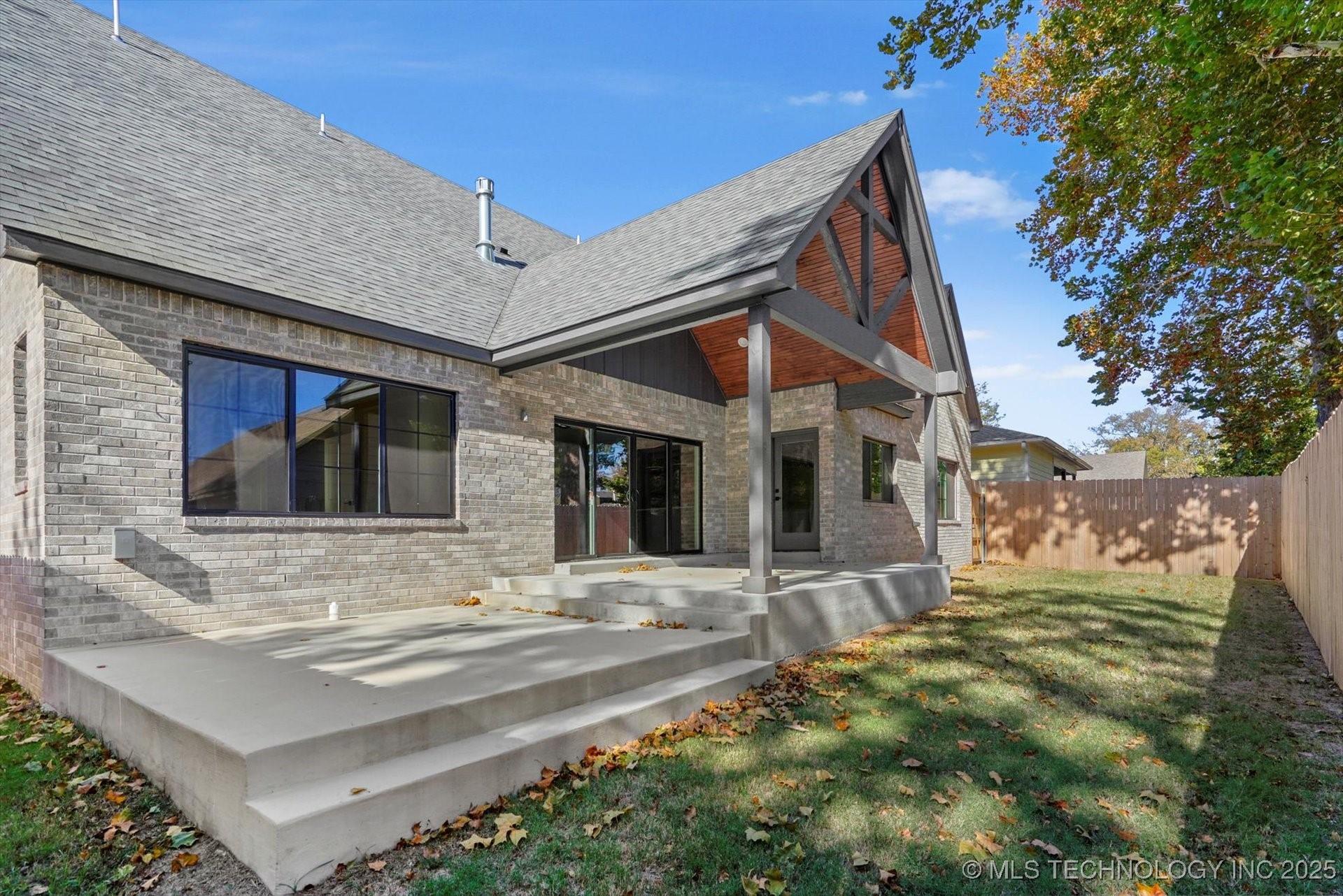 507 S Cedar Avenue Property Photo 27