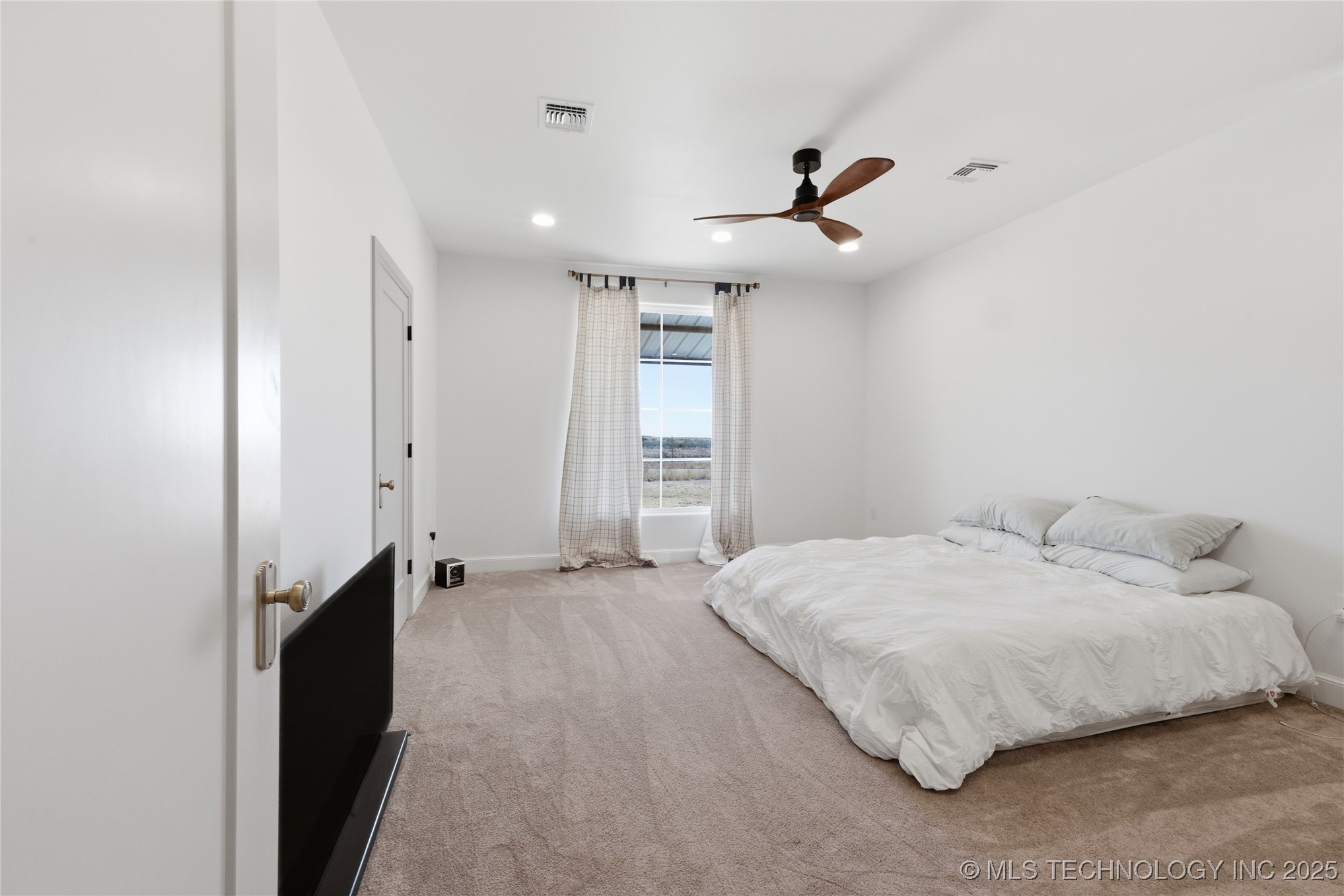 6543 Nw 277th Street Property Photo 32