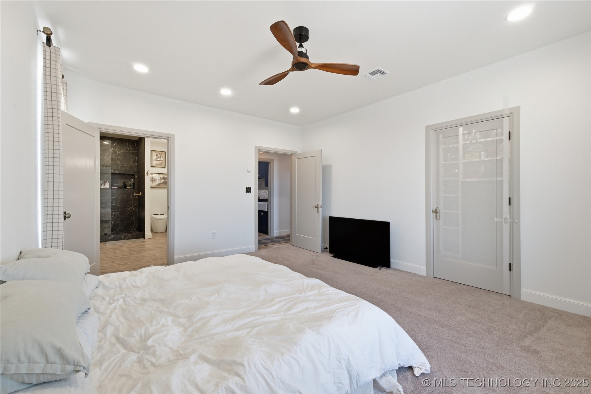 6543 Nw 277th Street Property Photo 33