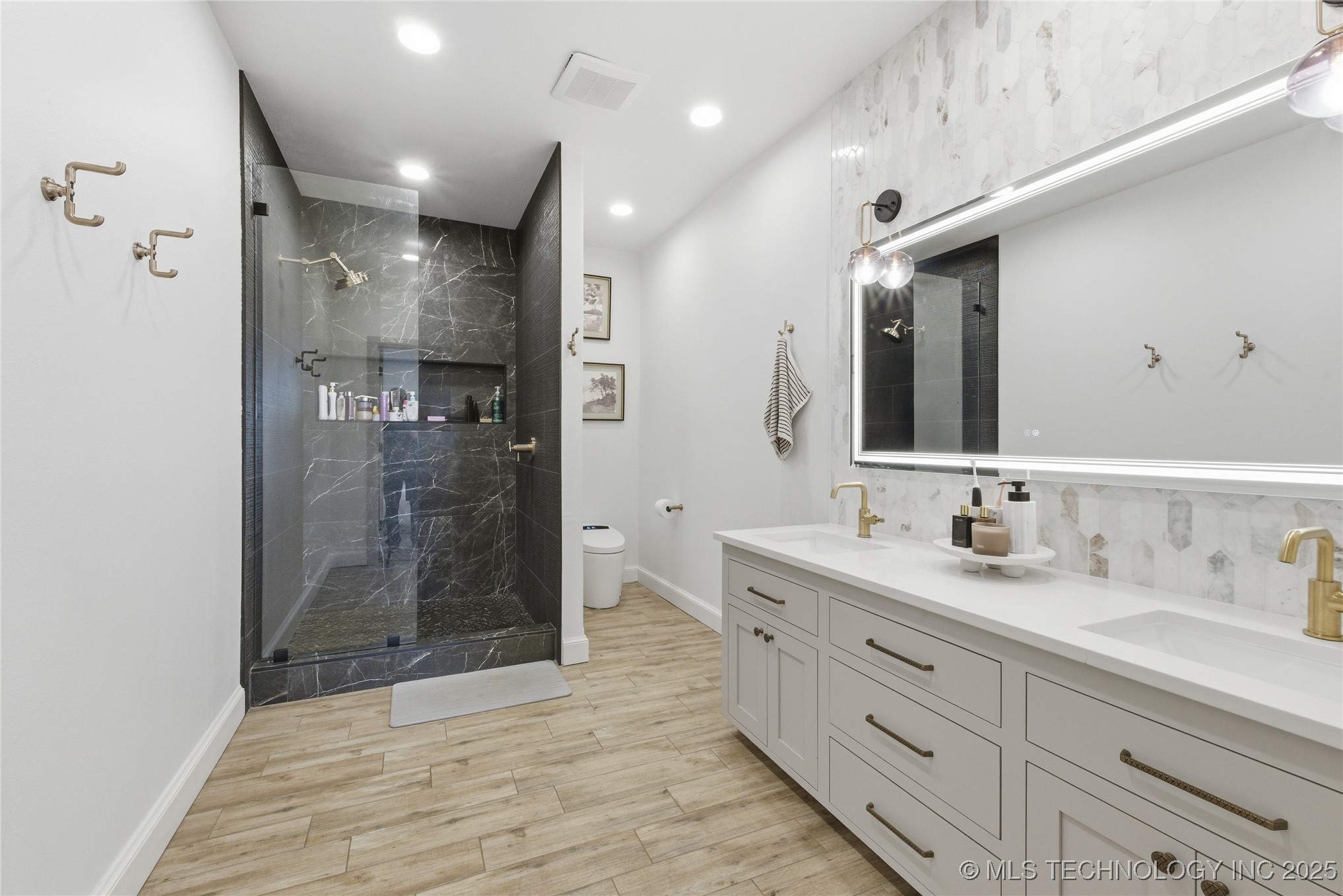 6543 Nw 277th Street Property Photo 35