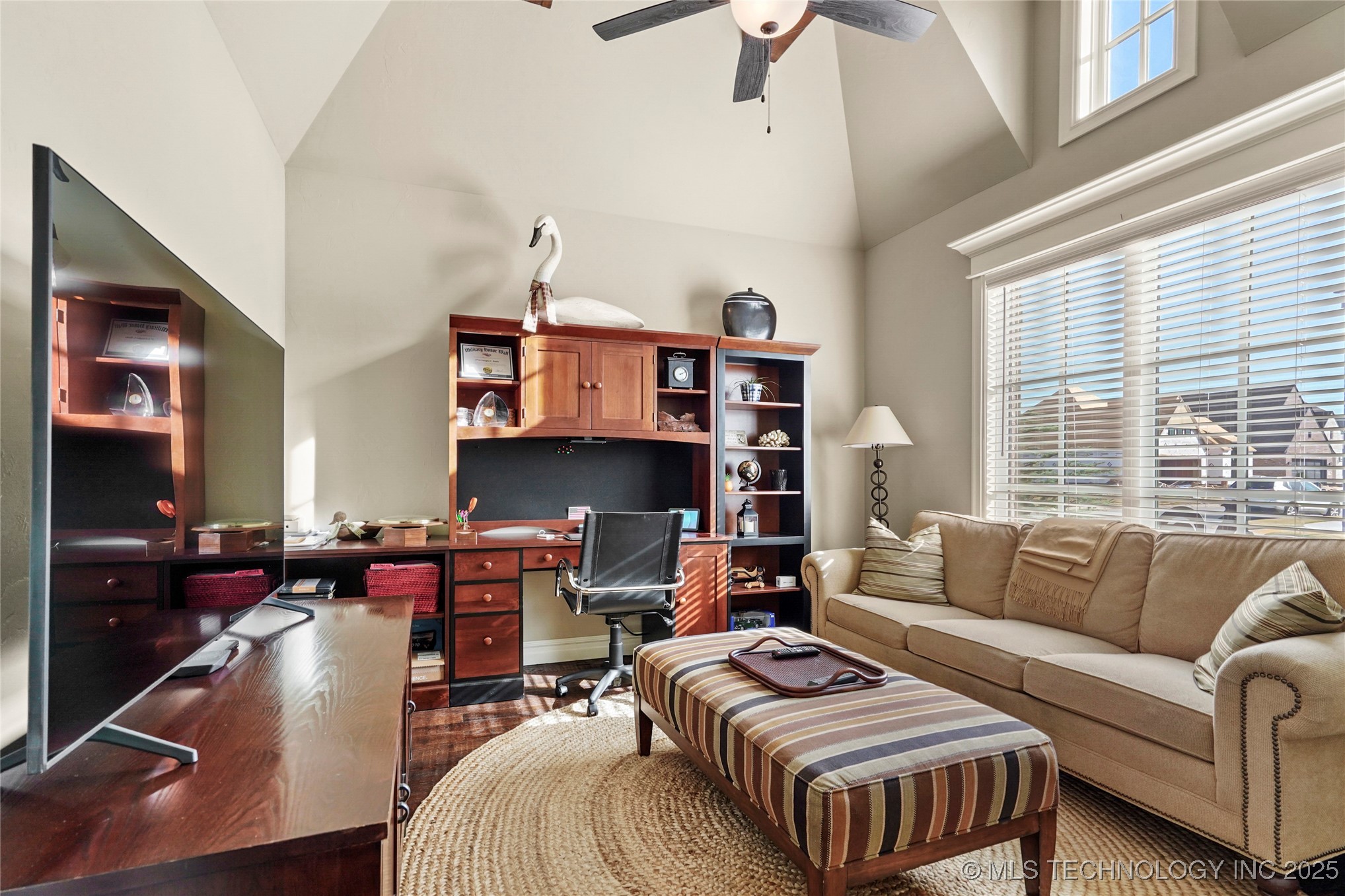 14511 E 80th Court North Property Photo 6