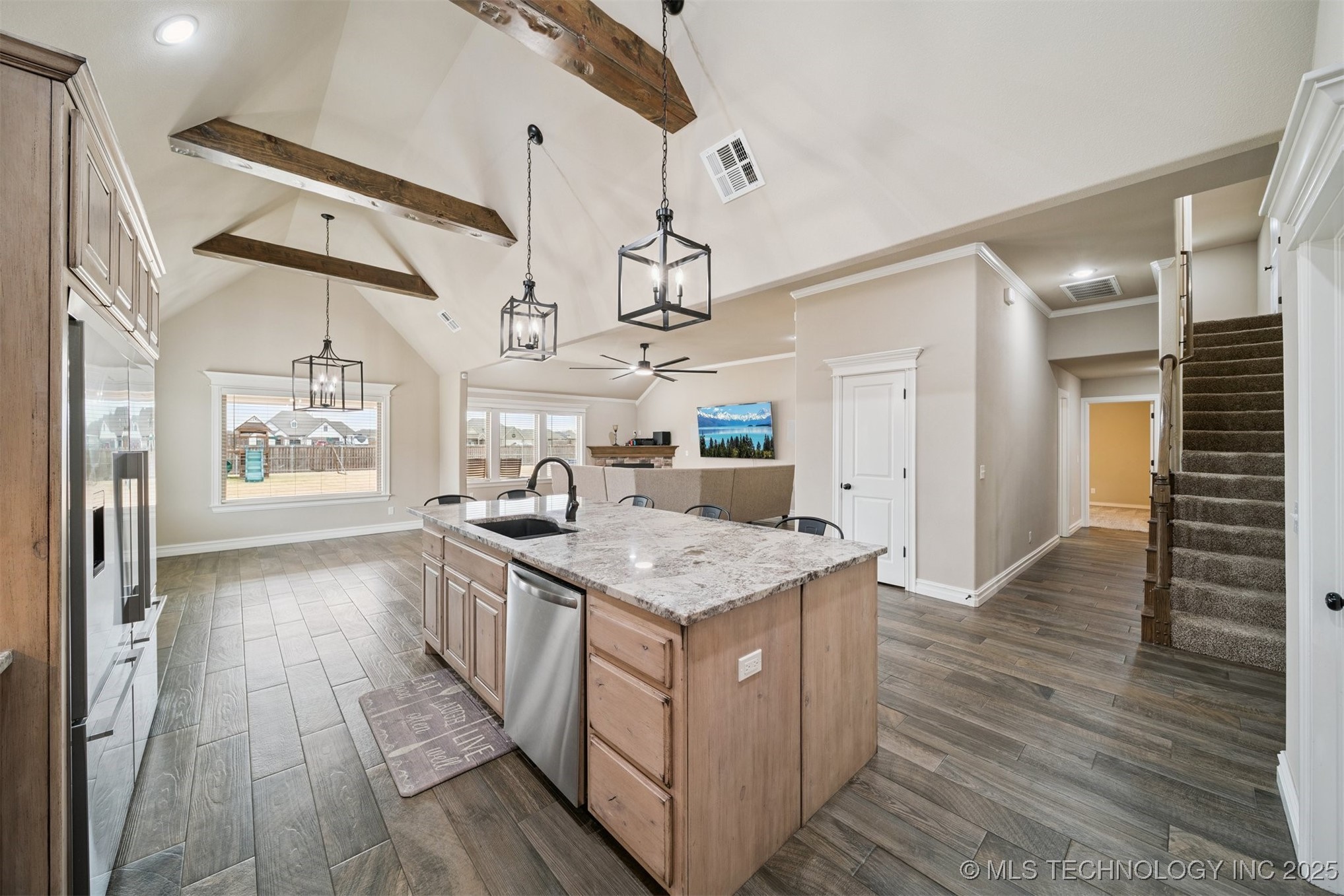 14241 N 68th Avenue E Property Photo 11