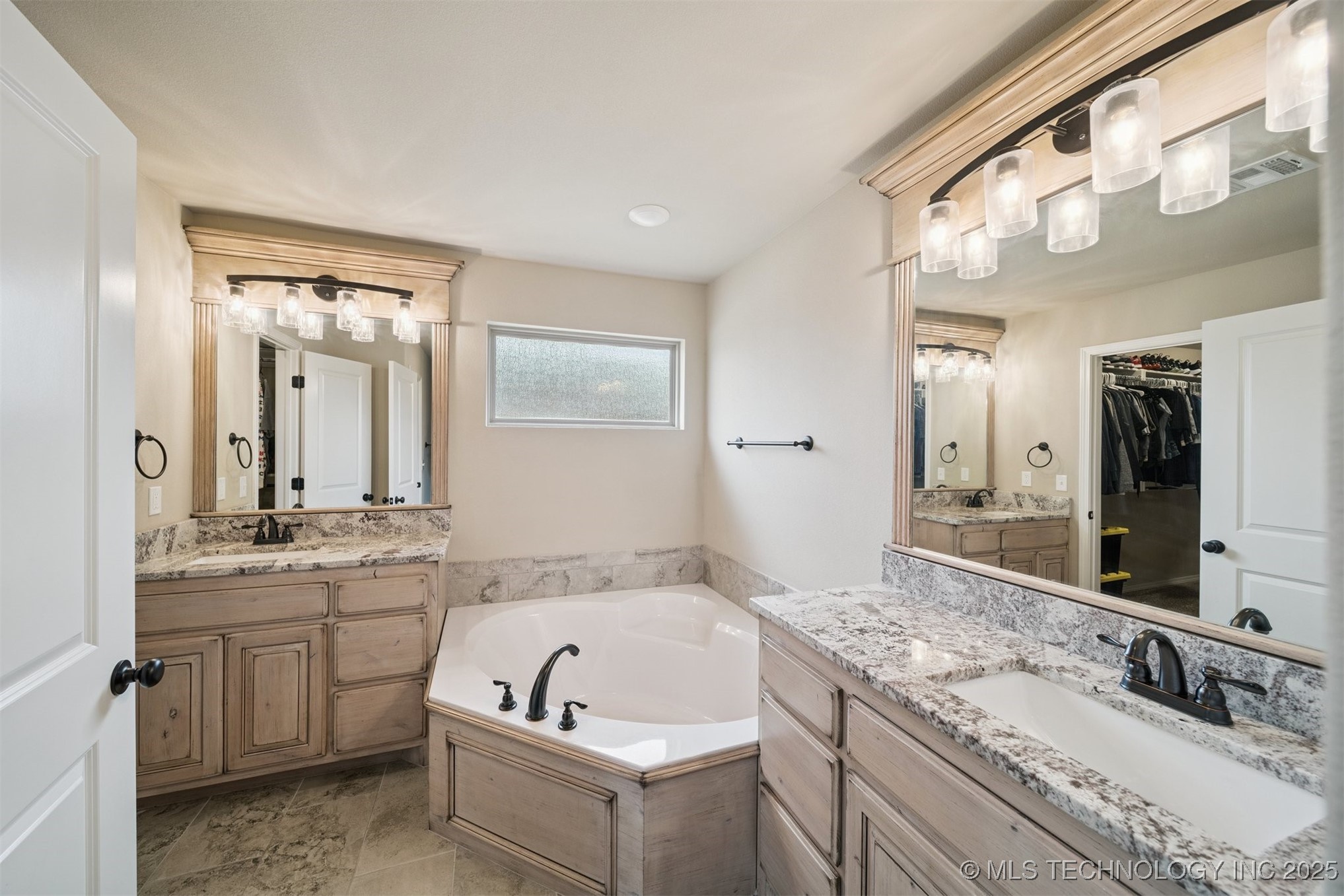 14241 N 68th Avenue E Property Photo 22